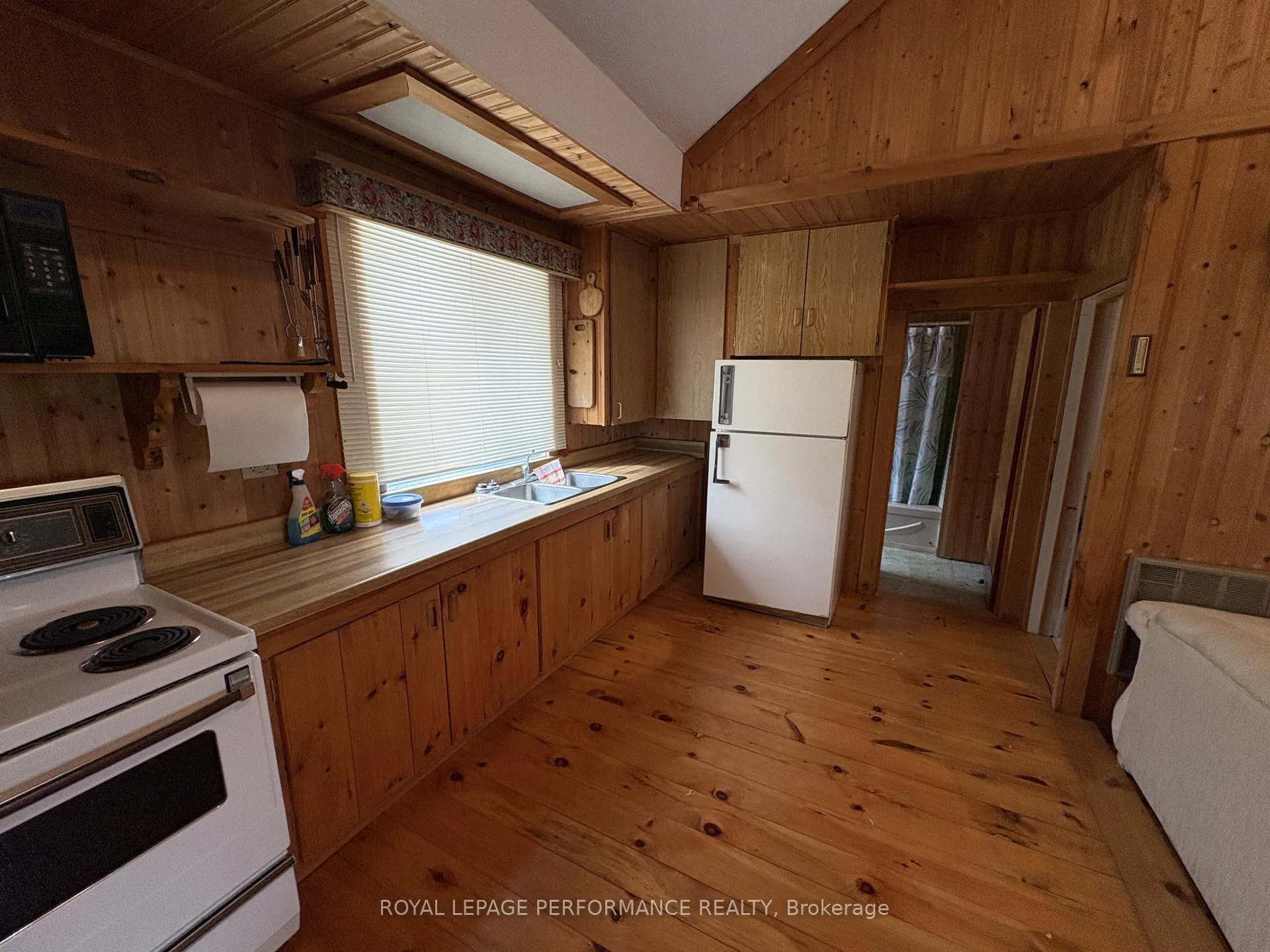 Photo 12 of 6611 Highway 511, Lanark Highlands, Lanark Highlands (Lanark) Twp — HOMEH