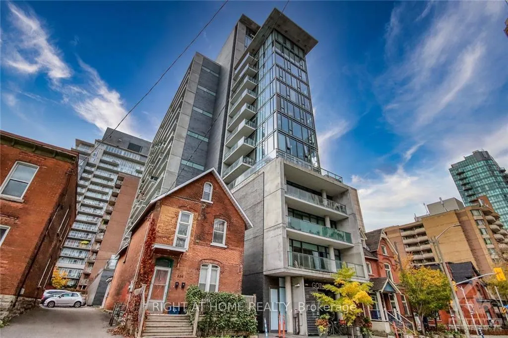 Front of Unit 1109, 224 Lyon Street N