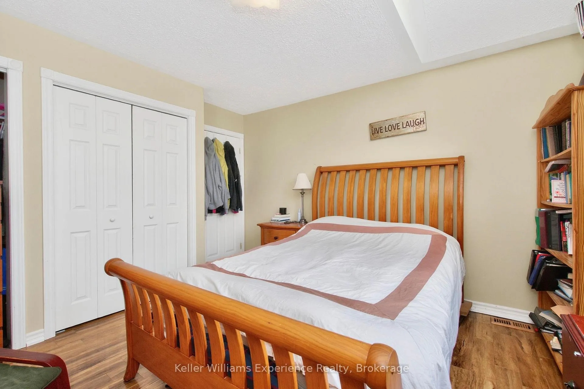 Photo 11 of 798 Midland Point Road, Midland — HOMEH