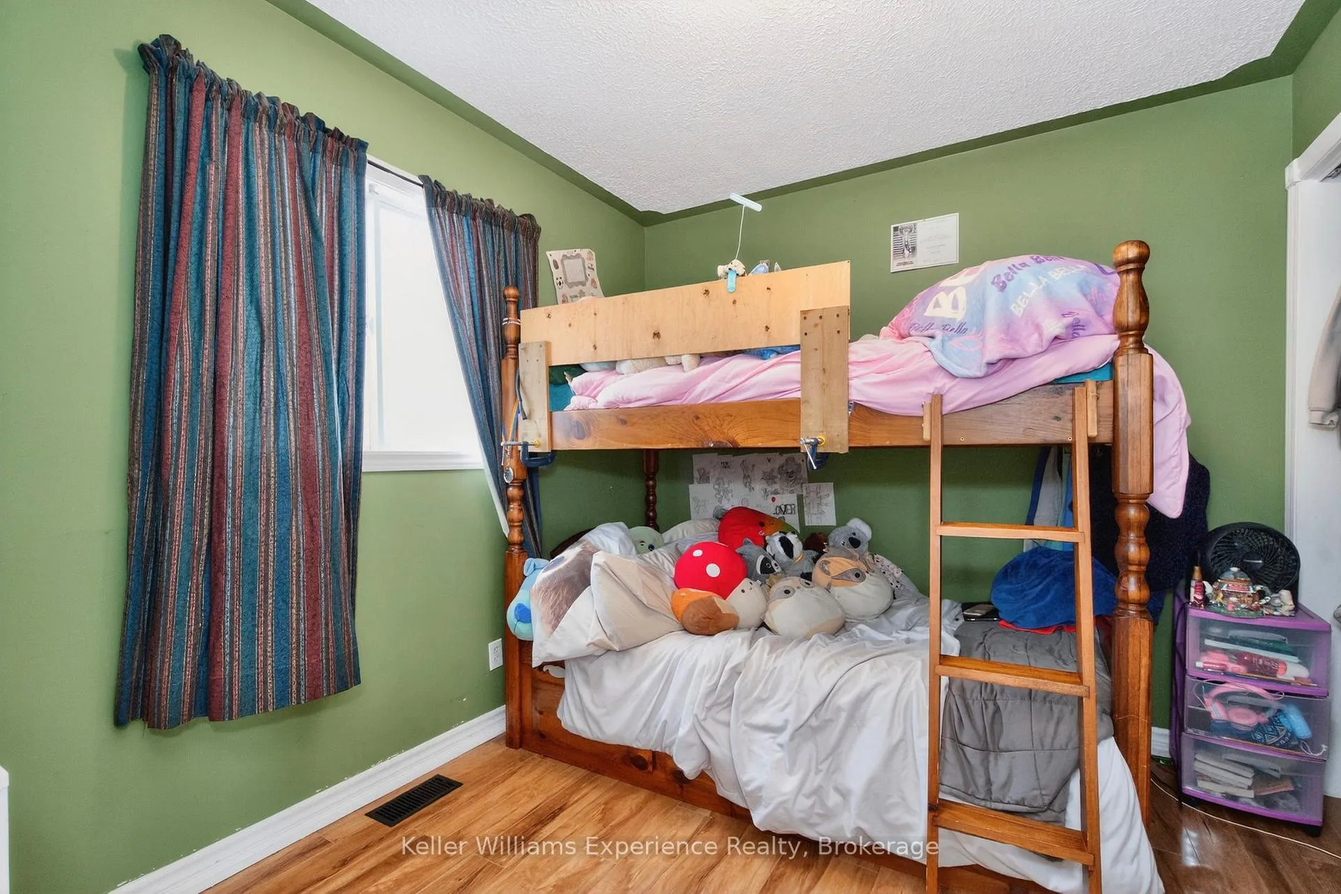 Photo 12 of 798 Midland Point Road, Midland — HOMEH