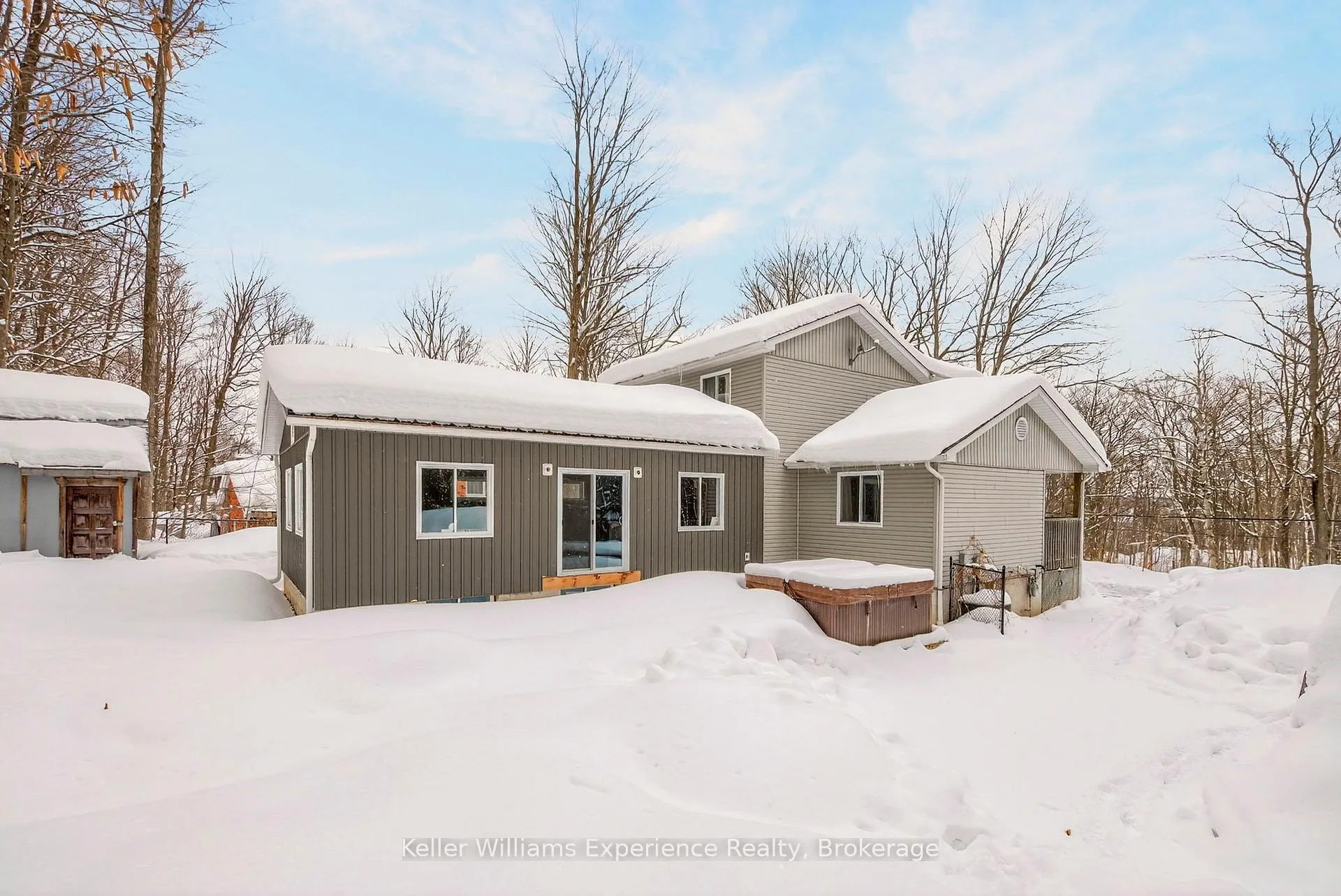 Photo 17 of 798 Midland Point Road, Midland — HOMEH