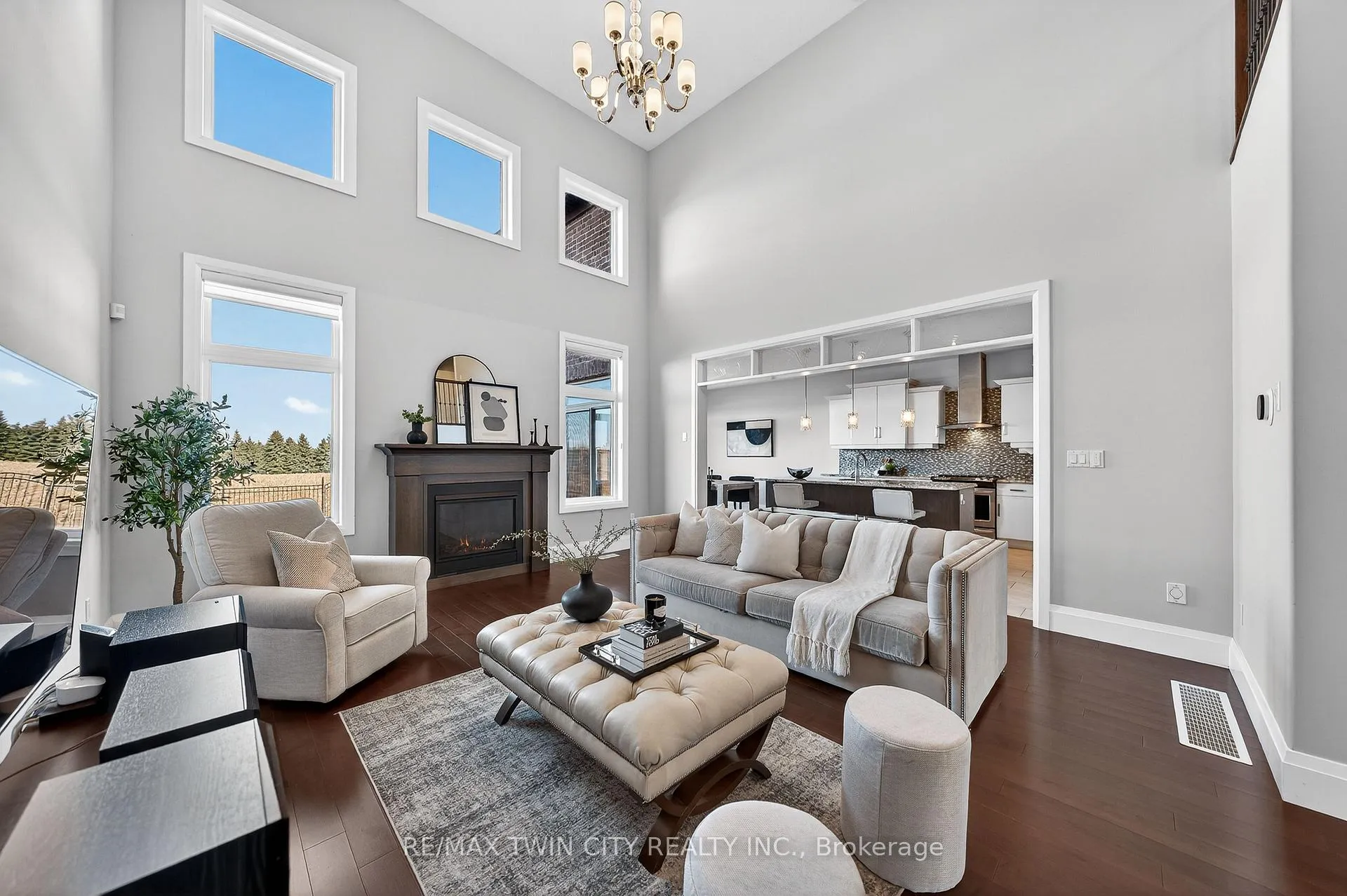 Photo 7 of 557 Millstream Drive, Waterloo — HOMEH