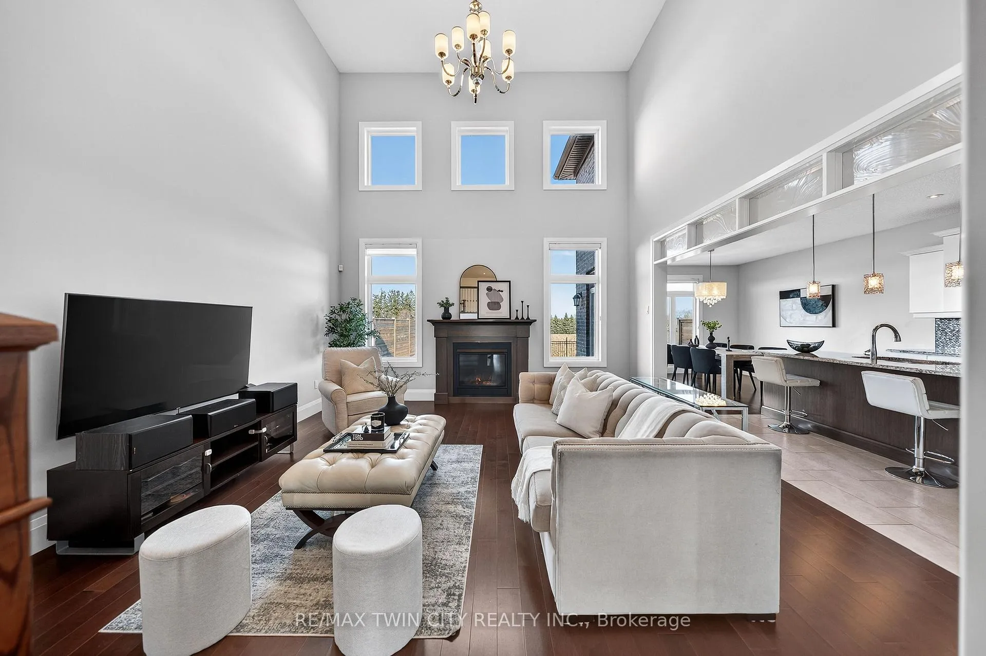 Photo 8 of 557 Millstream Drive, Waterloo — HOMEH