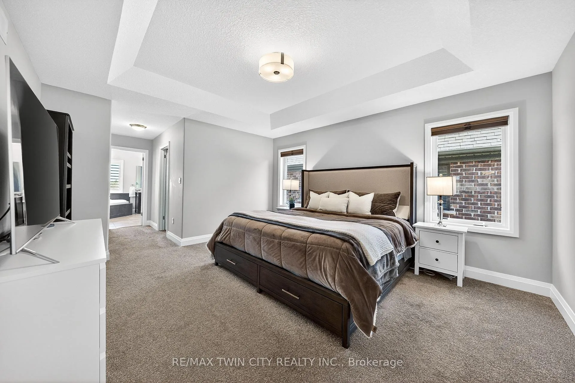Photo 28 of 557 Millstream Drive, Waterloo — HOMEH