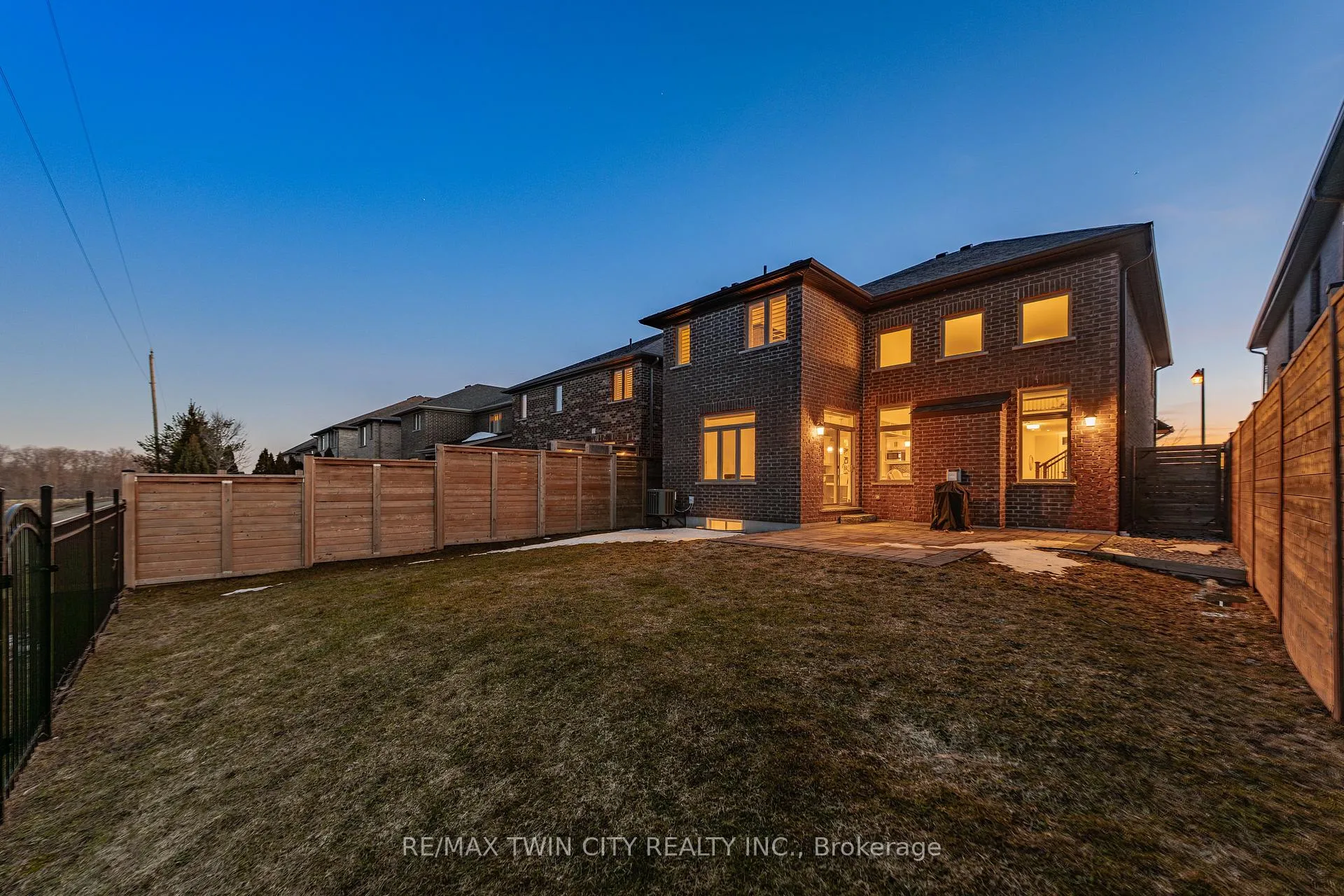 Photo 44 of 557 Millstream Drive, Waterloo — HOMEH