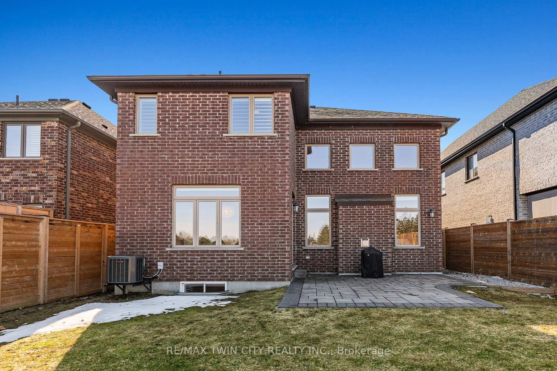 Photo 45 of 557 Millstream Drive, Waterloo — HOMEH