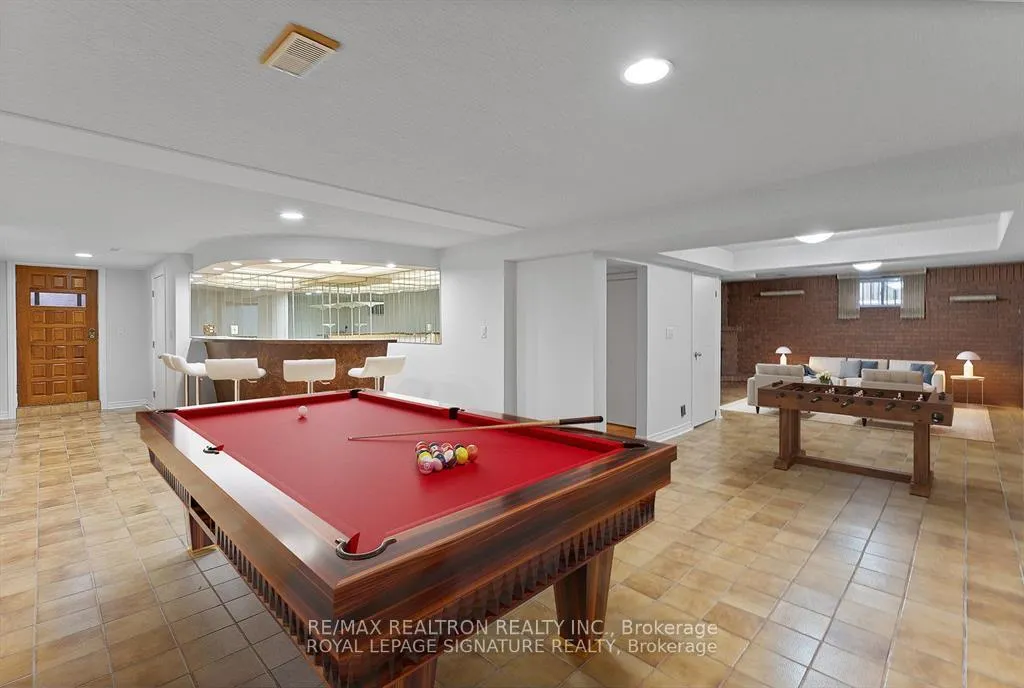 Photo 6 of Unit Basement, 30 Vanwood Road, Markham, Thornhill — HOMEH