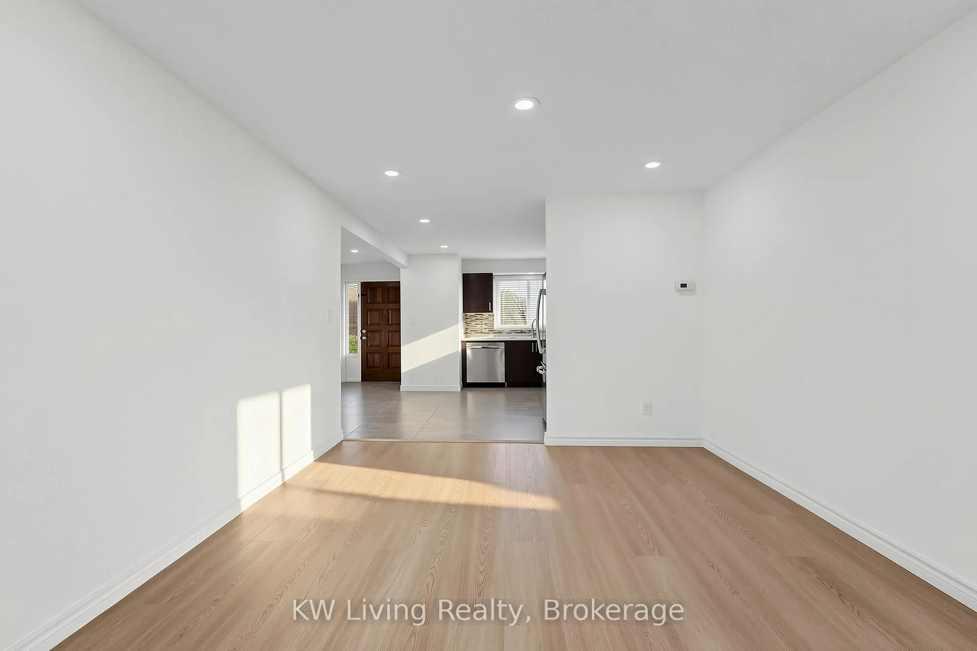 Photo 9 of 24 The Carriage Way, Markham, Royal Orchard — HOMEH