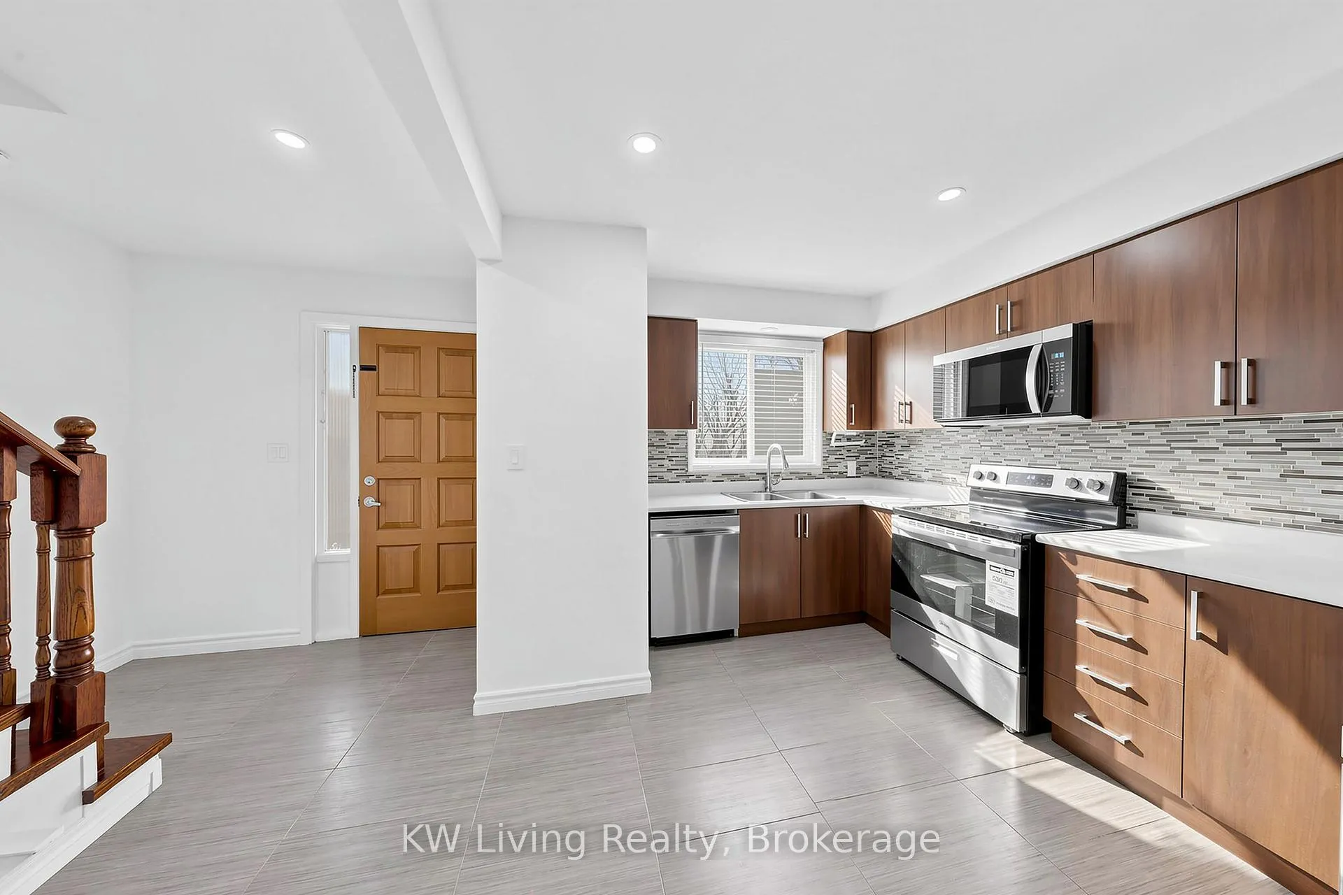 Photo 10 of 24 The Carriage Way, Markham, Royal Orchard — HOMEH