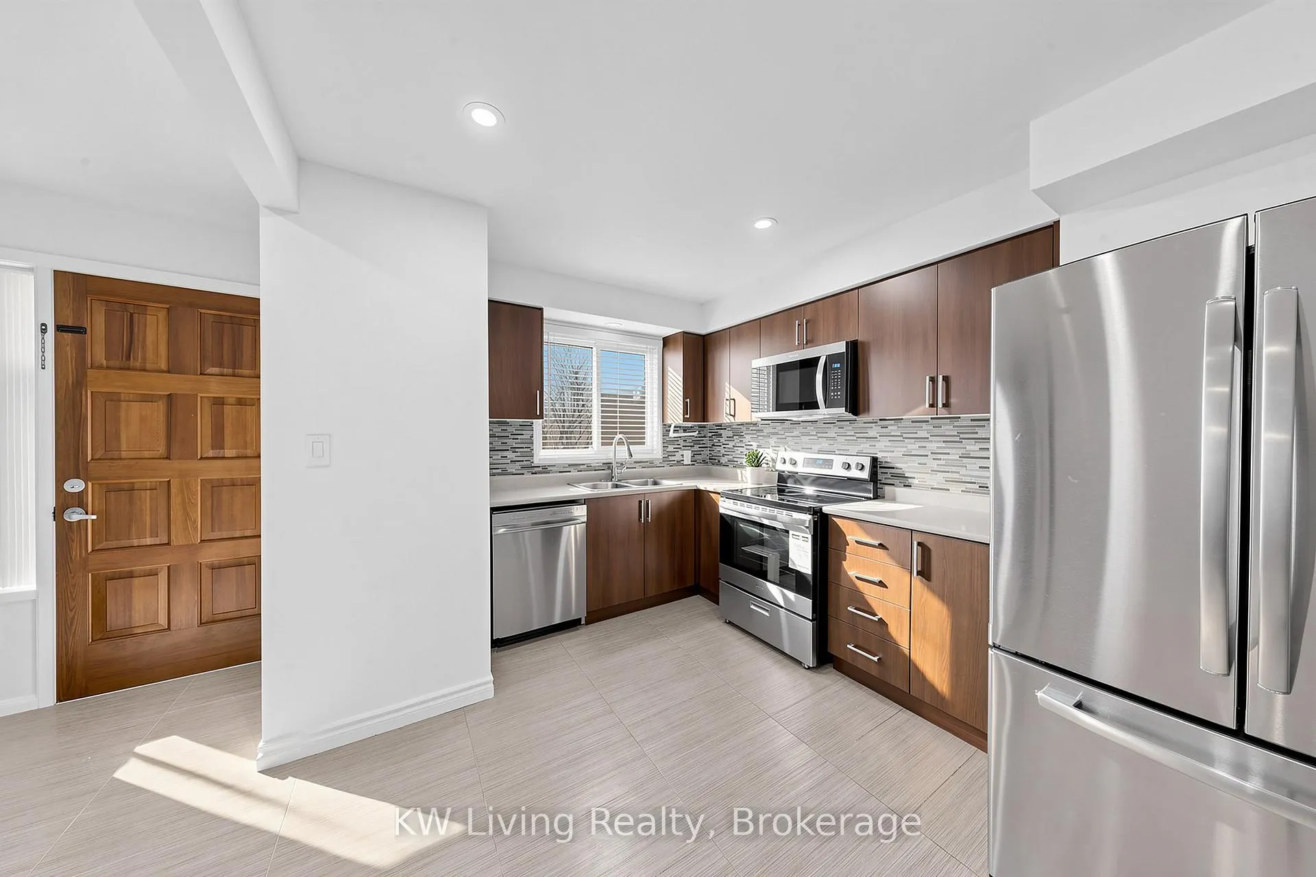 Photo 11 of 24 The Carriage Way, Markham, Royal Orchard — HOMEH