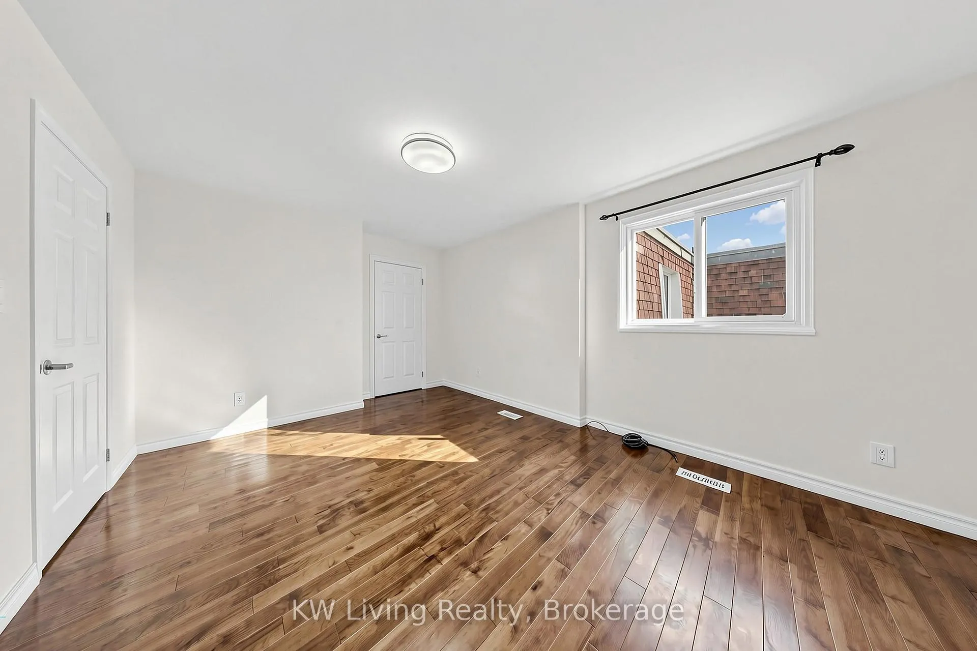 Photo 15 of 24 The Carriage Way, Markham, Royal Orchard — HOMEH