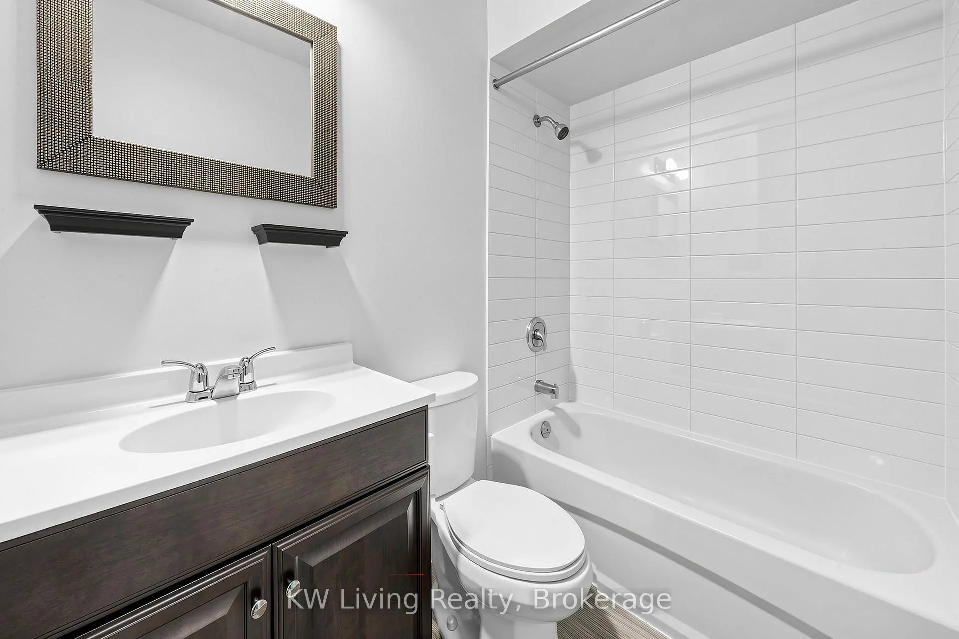 Photo 18 of 24 The Carriage Way, Markham, Royal Orchard — HOMEH