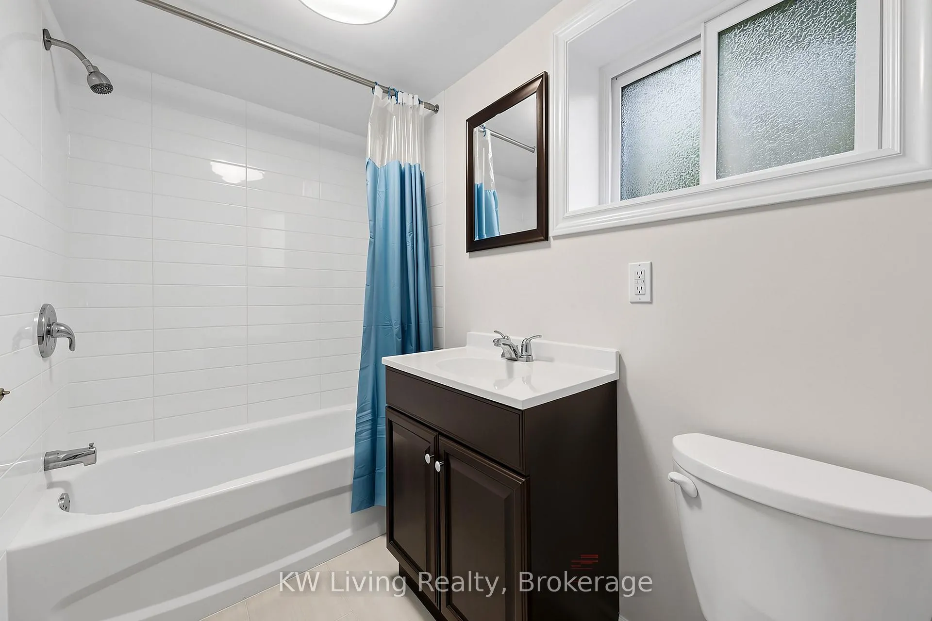 Photo 20 of 24 The Carriage Way, Markham, Royal Orchard — HOMEH
