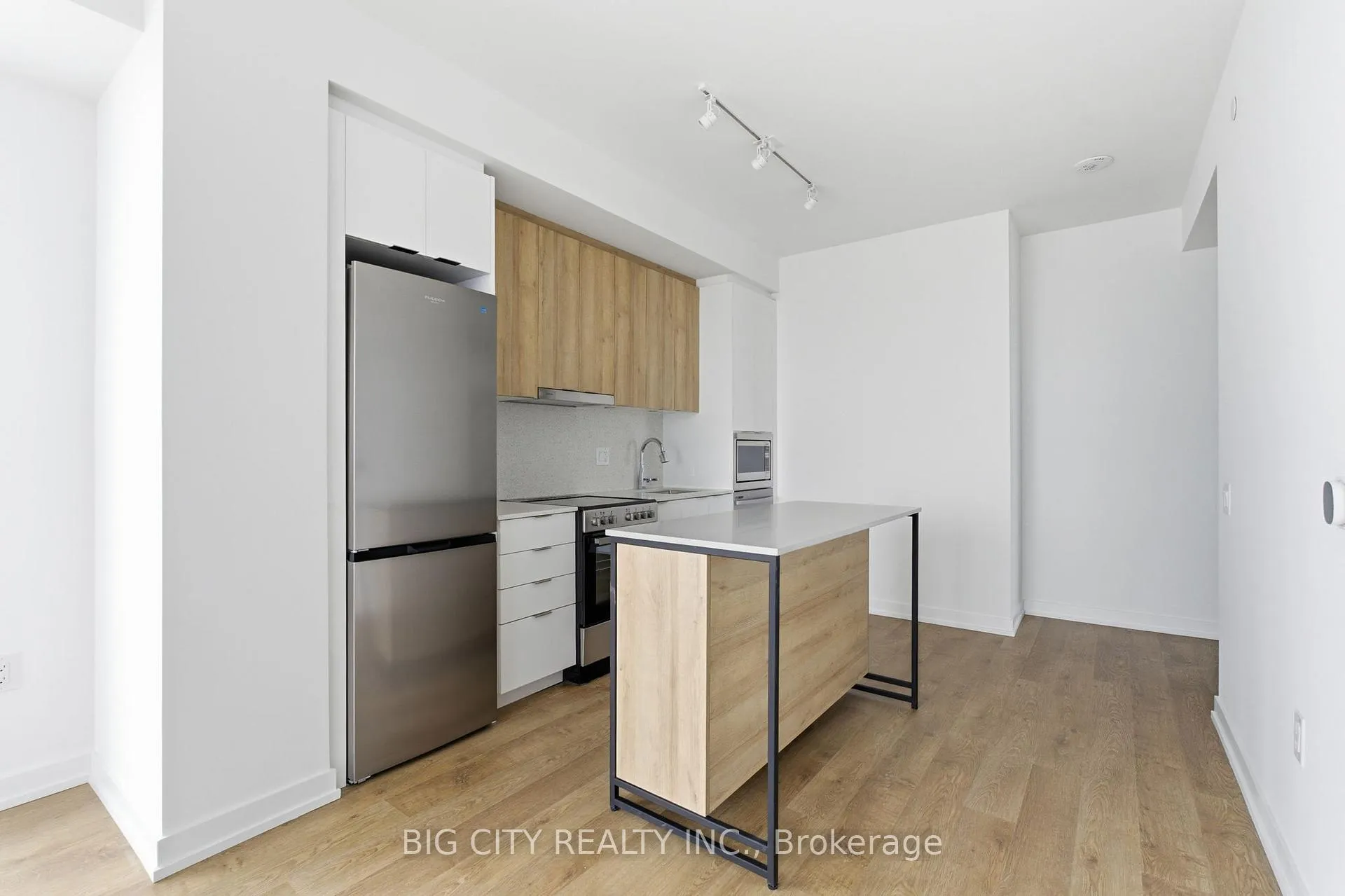 Photo 6 of Unit 1203, 9751 Markham Road, Markham, Greensborough — HOMEH