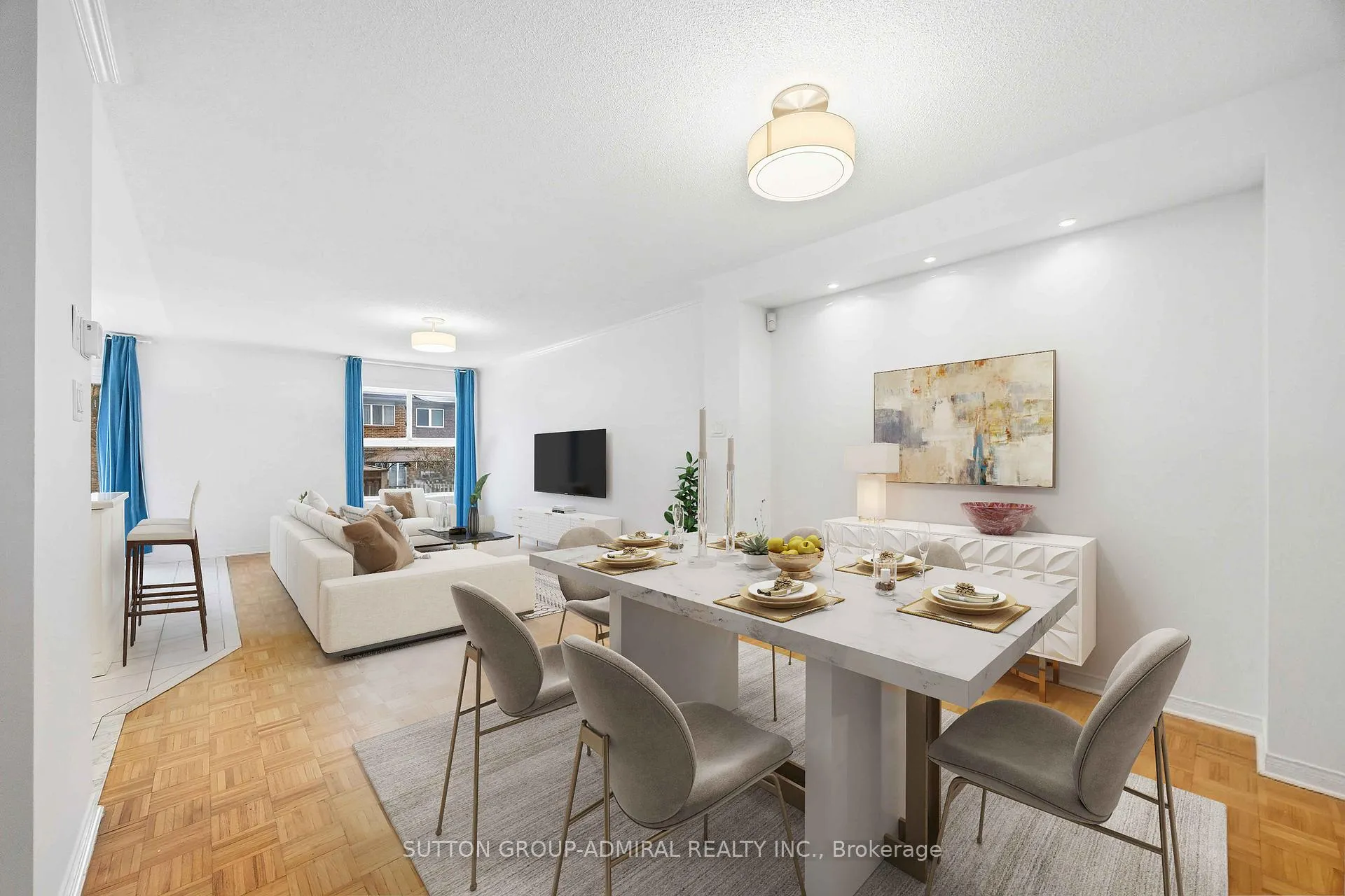 Photo 2 of 32 Bellagio Crescent, Vaughan, Patterson — HOMEH