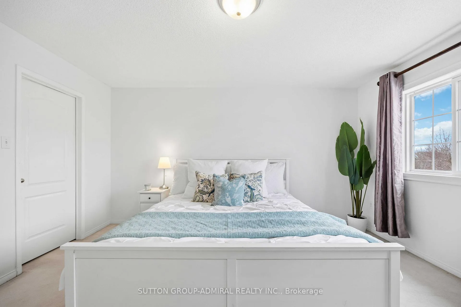 Photo 11 of 32 Bellagio Crescent, Vaughan, Patterson — HOMEH