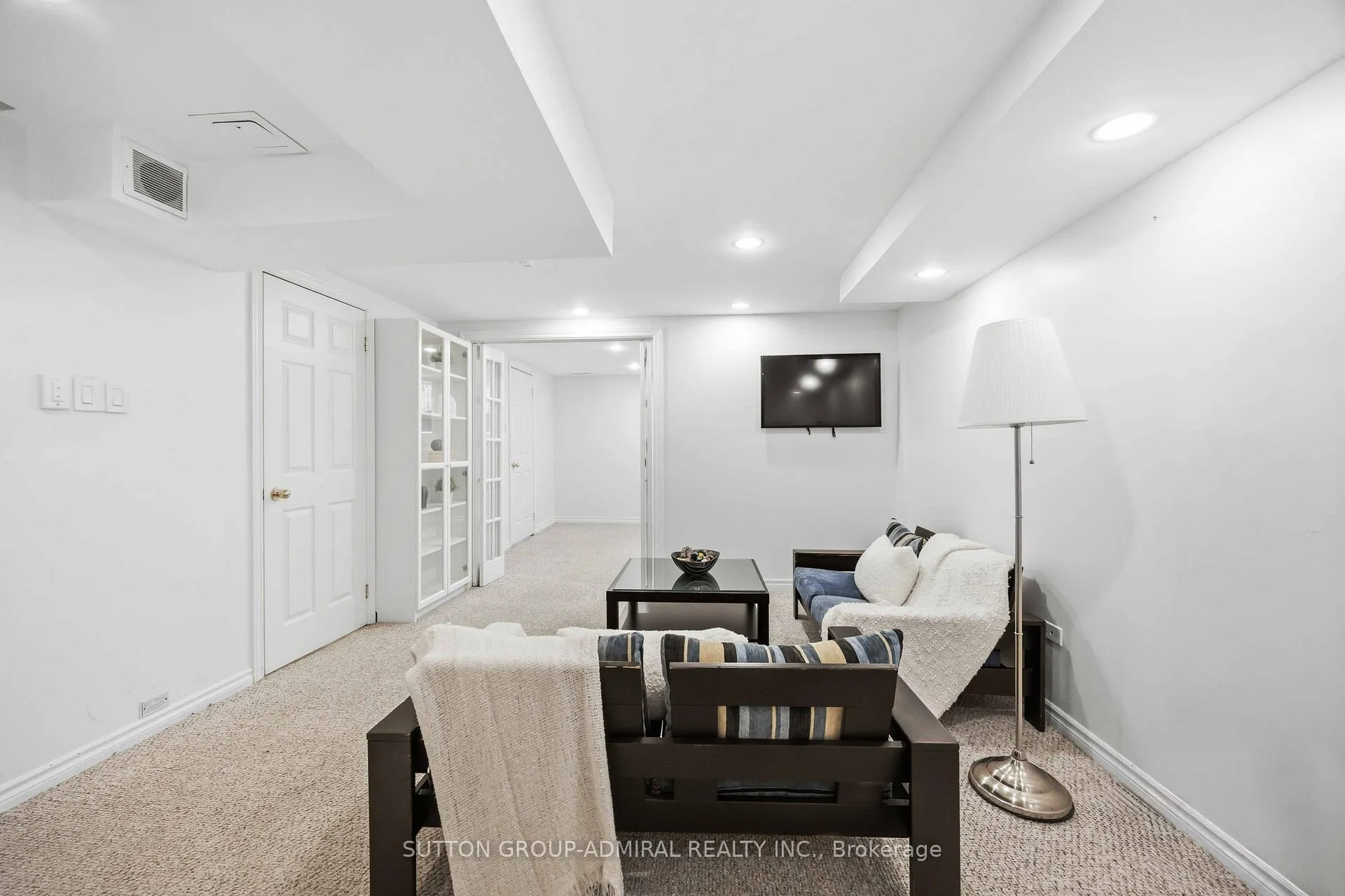 Photo 15 of 32 Bellagio Crescent, Vaughan, Patterson — HOMEH