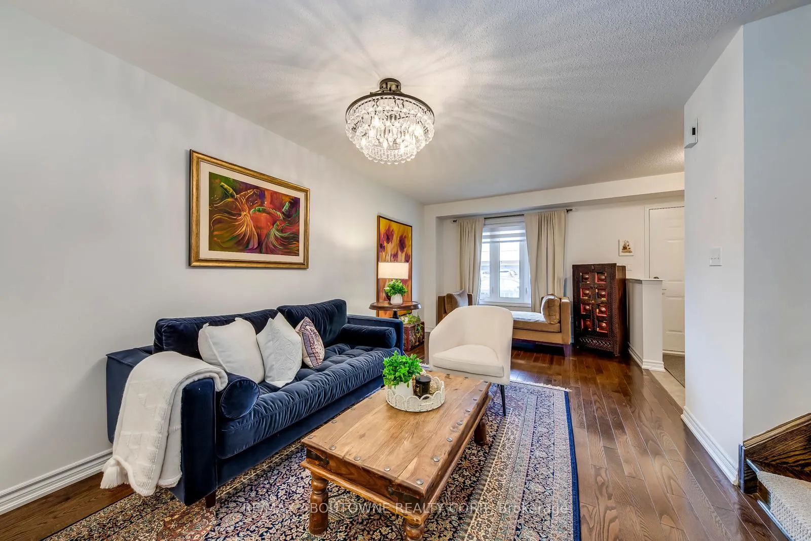 Photo 7 of 2322 Saddlecreek Crescent, Oakville, Westmount — HOMEH