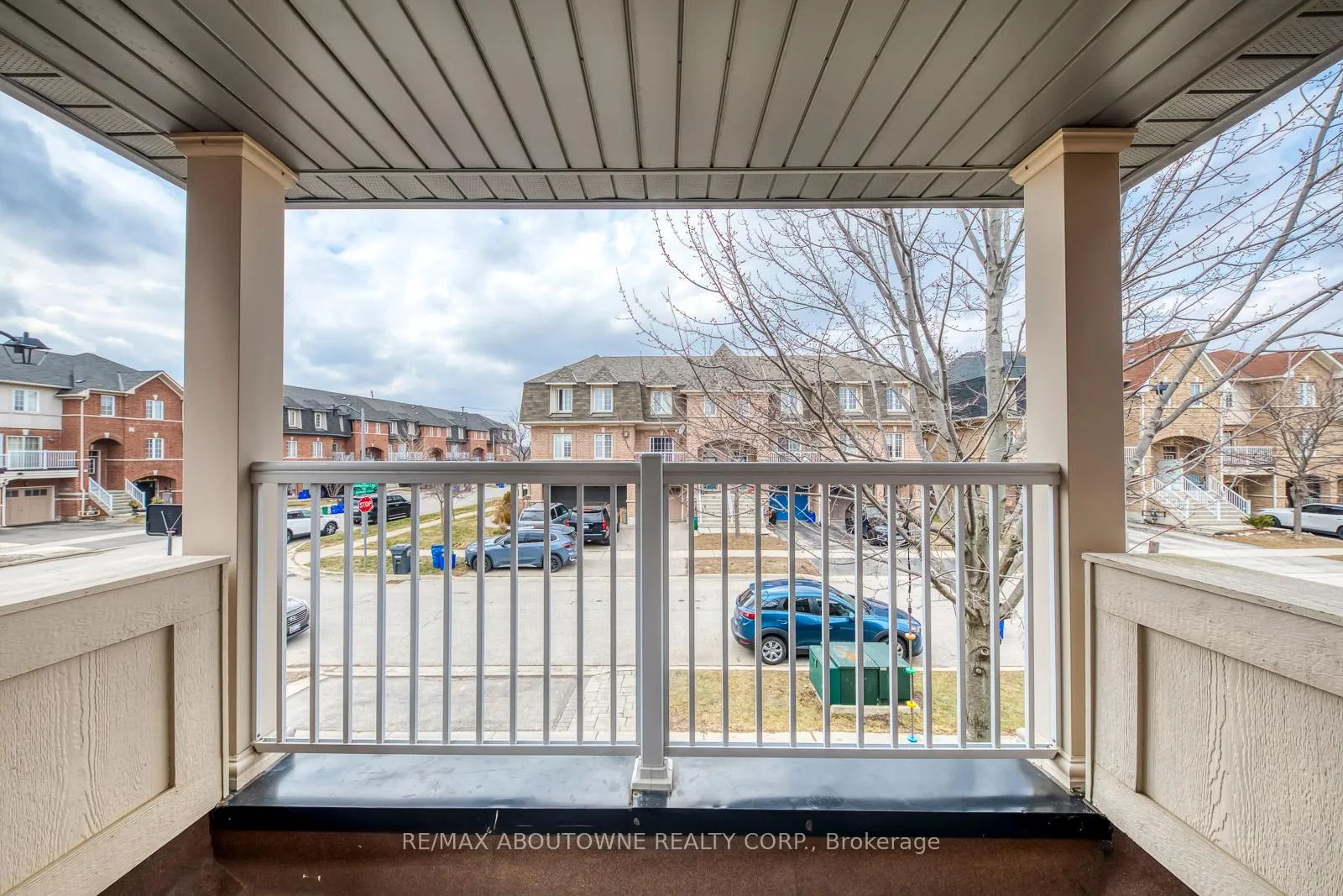 Photo 30 of 2322 Saddlecreek Crescent, Oakville, Westmount — HOMEH
