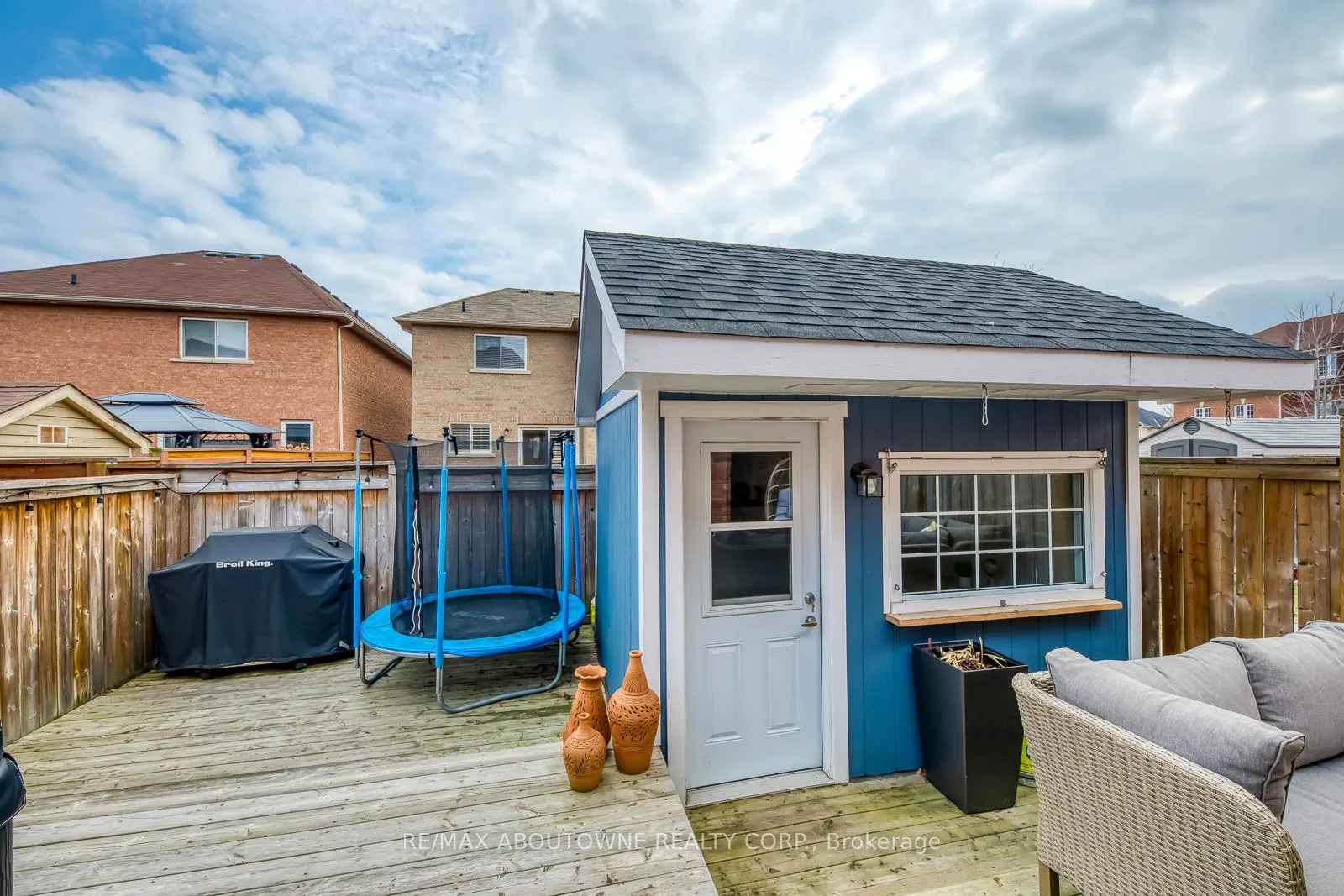 Photo 45 of 2322 Saddlecreek Crescent, Oakville, Westmount — HOMEH
