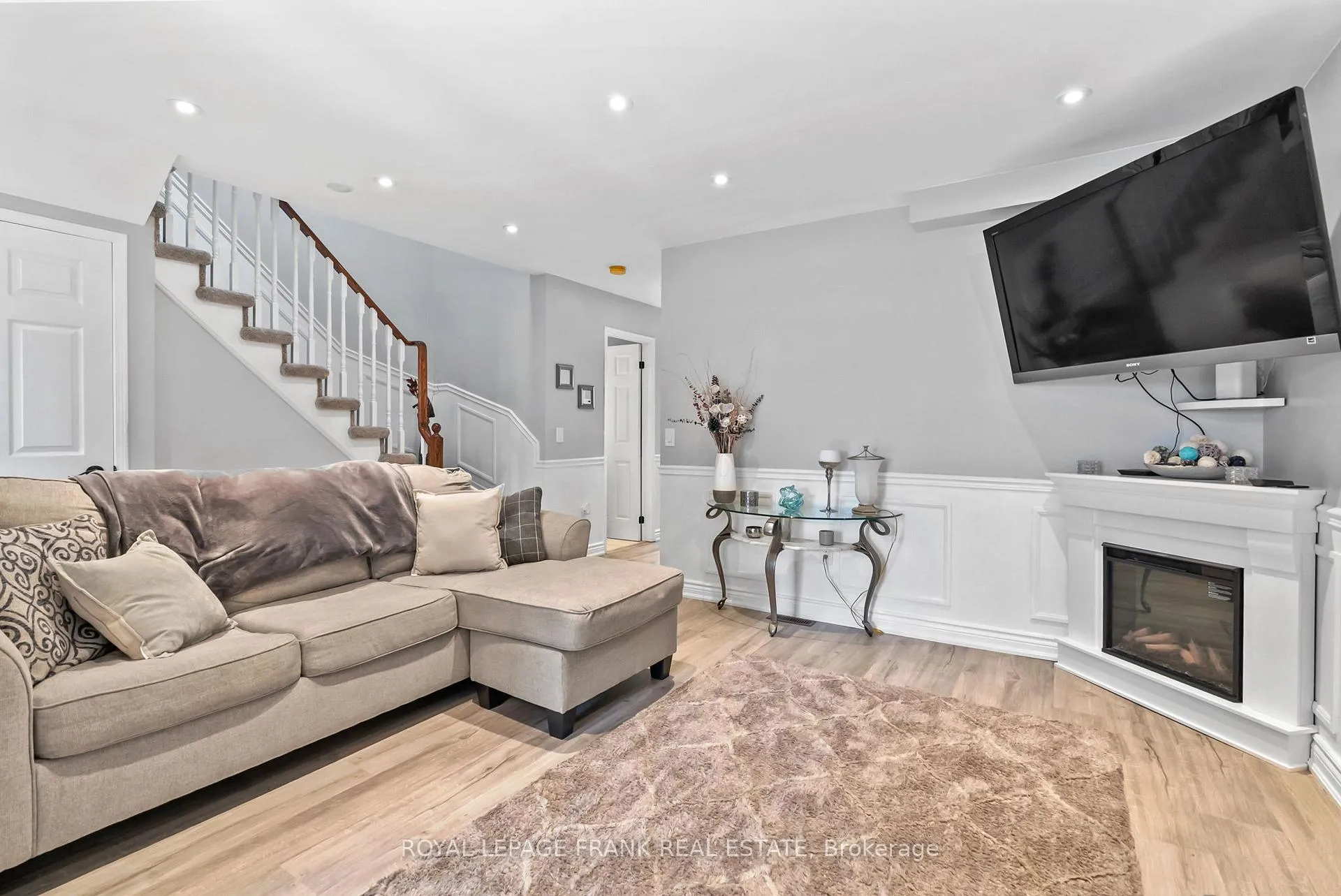 Photo 4 of 24 Ingold Lane, Ajax, Central — HOMEH