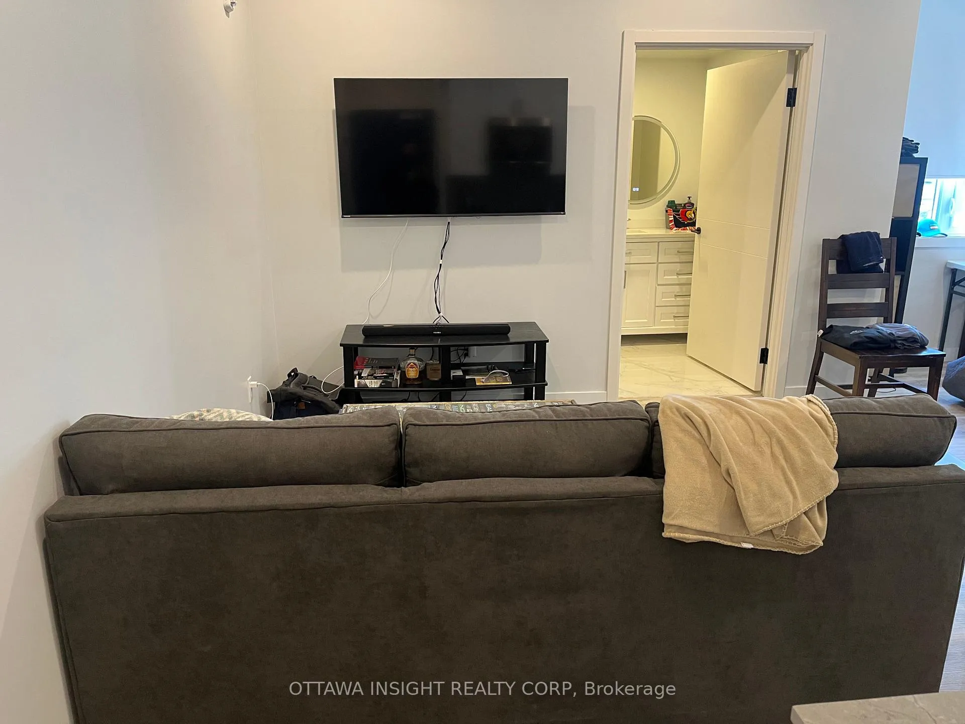 Photo 5 of Unit 1-N, 515 Chapel Street, Ottawa, Sandy Hill — HOMEH