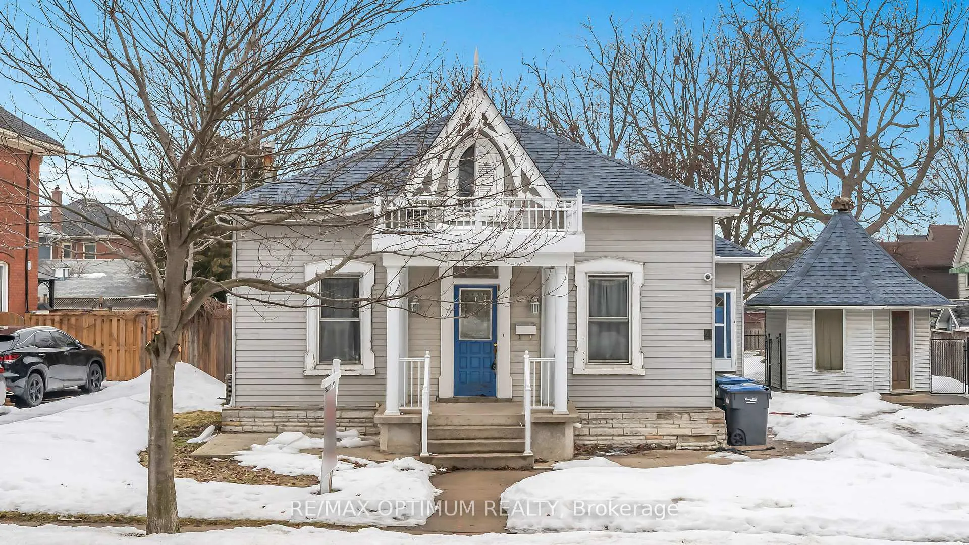 Front of 4 Denison Avenue