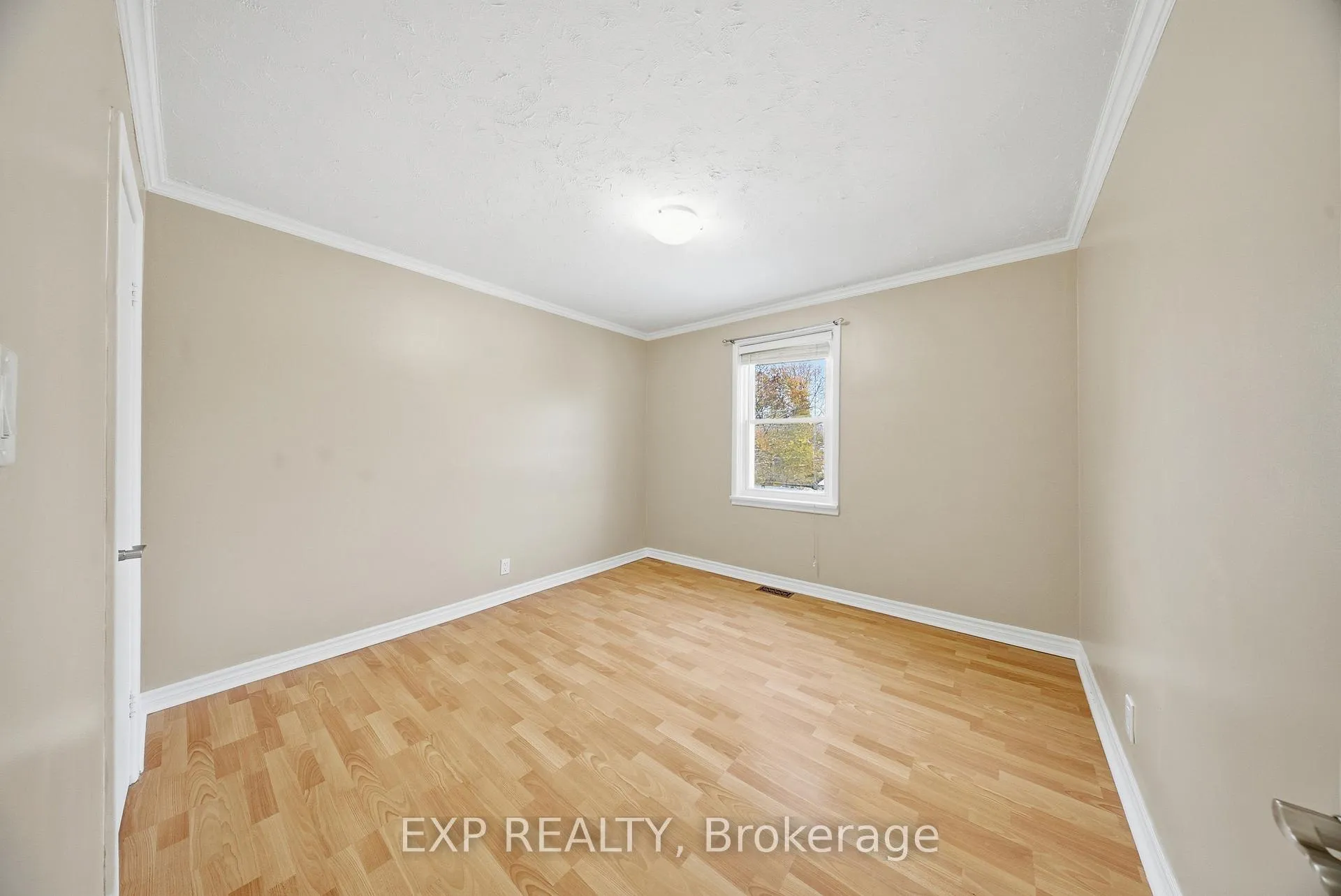 Photo 9 of Unit 2, 36 Market Street, Brampton, Downtown Brampton — HOMEH