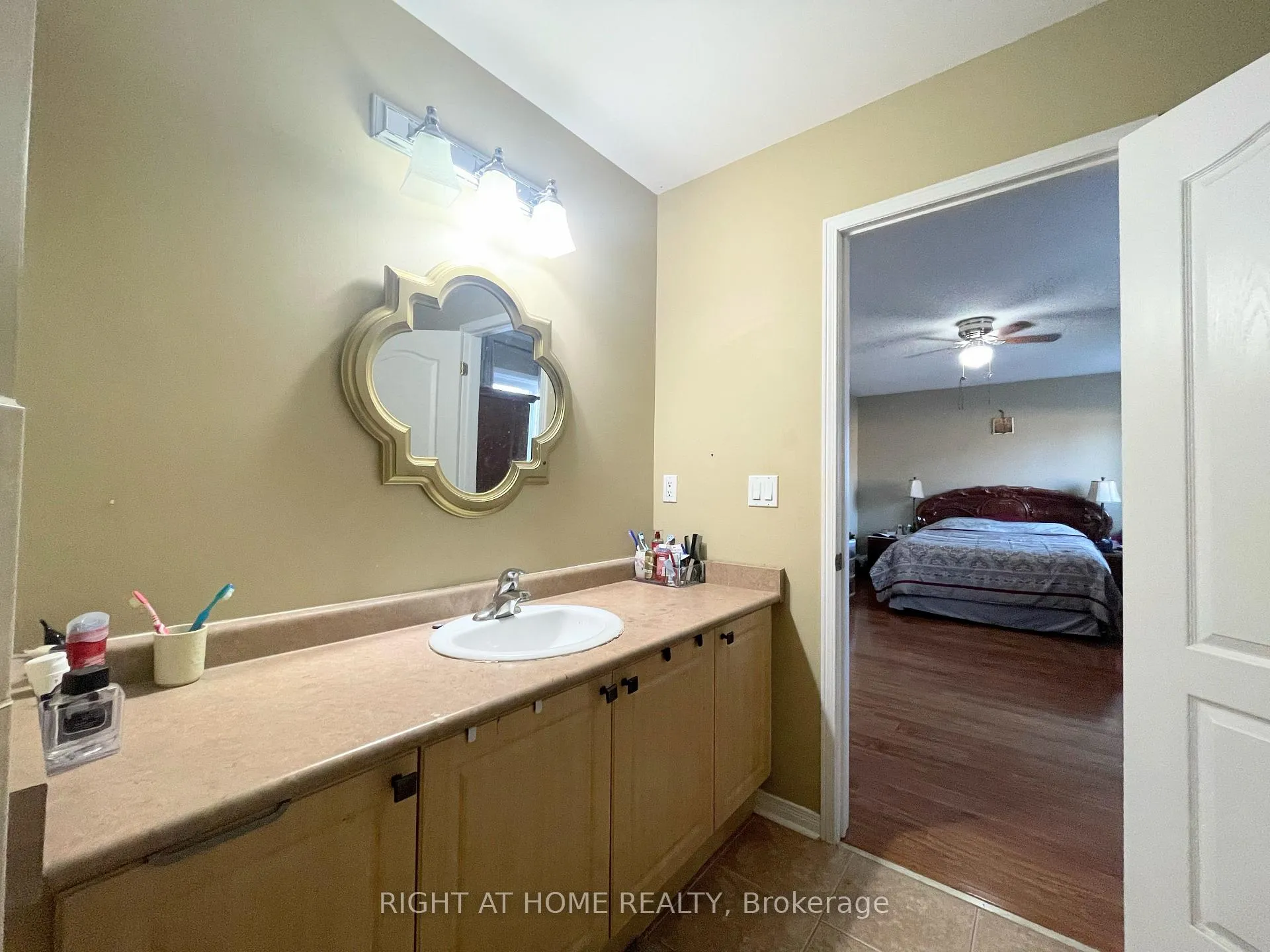 Photo 14 of 53 Knightswood Crescent, Brampton, Fletcher's Meadow — HOMEH