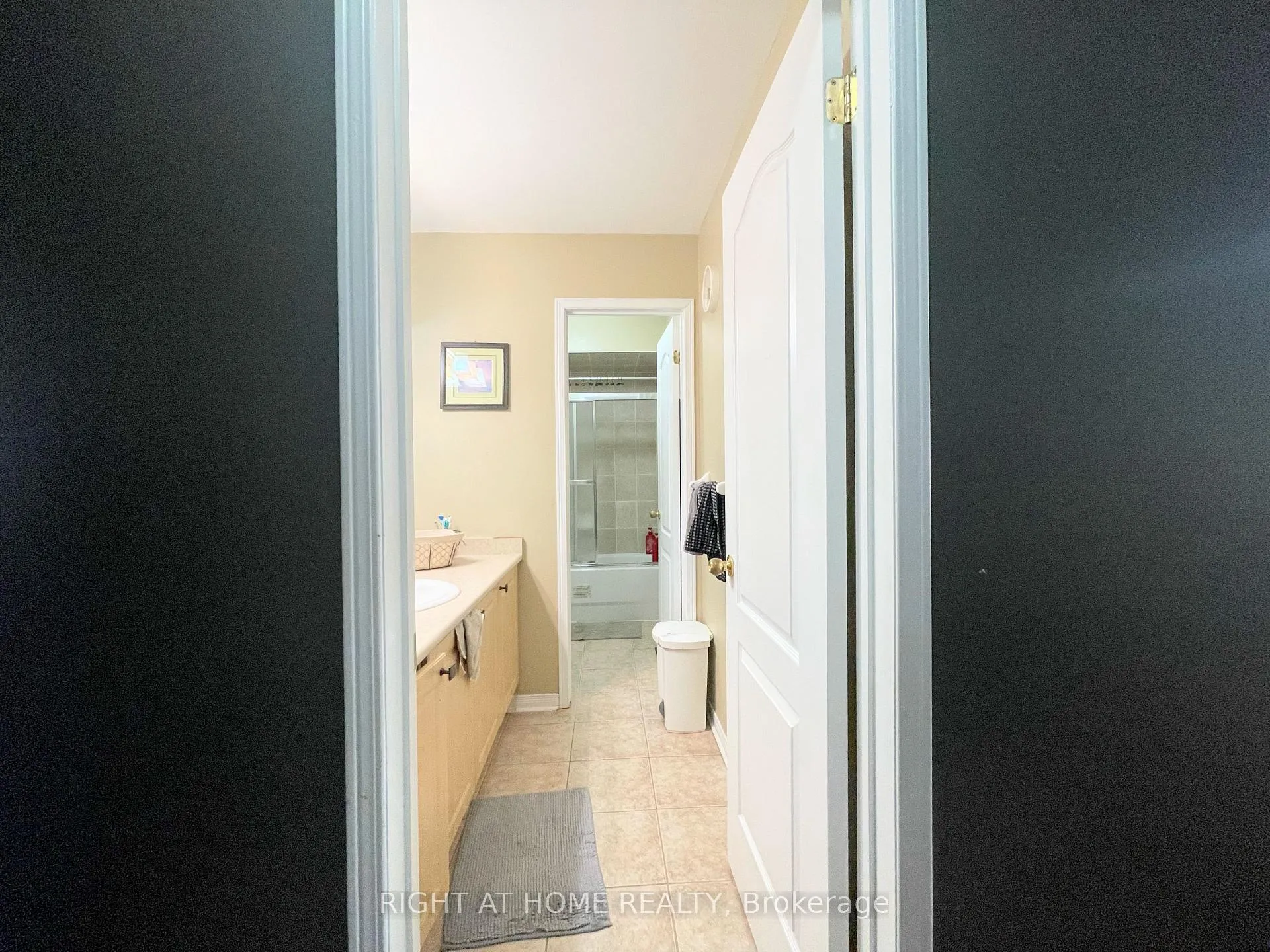 Photo 17 of 53 Knightswood Crescent, Brampton, Fletcher's Meadow — HOMEH