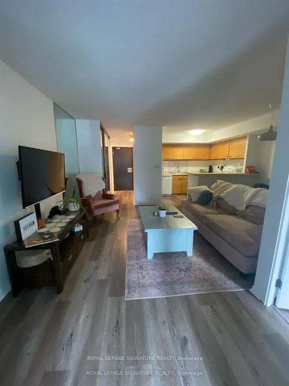 Photo 2 of Unit 1110, 25 The Esplanade, Toronto, Waterfront Communities — HOMEH