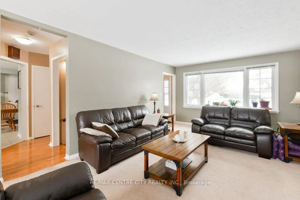 Photo 7 of 6579 Bostwick Road, Central Elgin, Rural Central Elgin — HOMEH