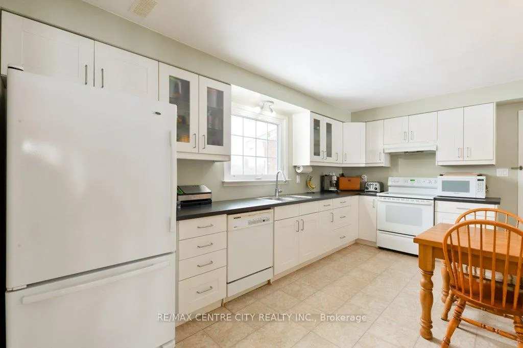 Photo 10 of 6579 Bostwick Road, Central Elgin, Rural Central Elgin — HOMEH