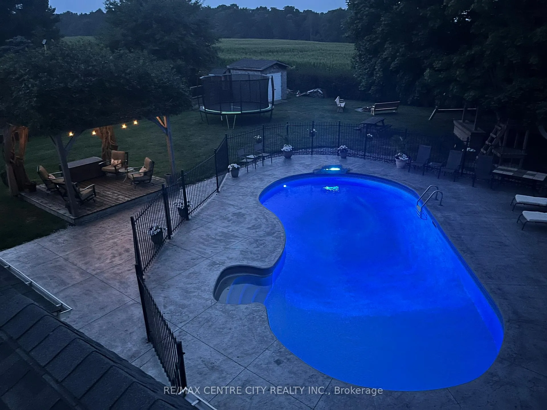 Photo 38 of 6579 Bostwick Road, Central Elgin, Rural Central Elgin — HOMEH