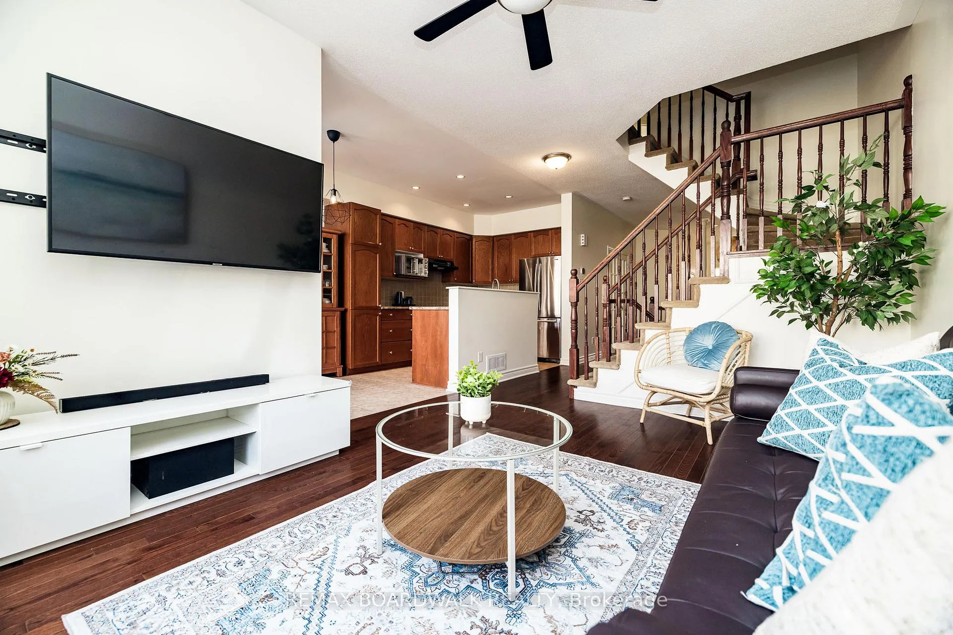 Photo 18 of 29 Madelon Drive, Ottawa, Barrhaven - Longfields — HOMEH