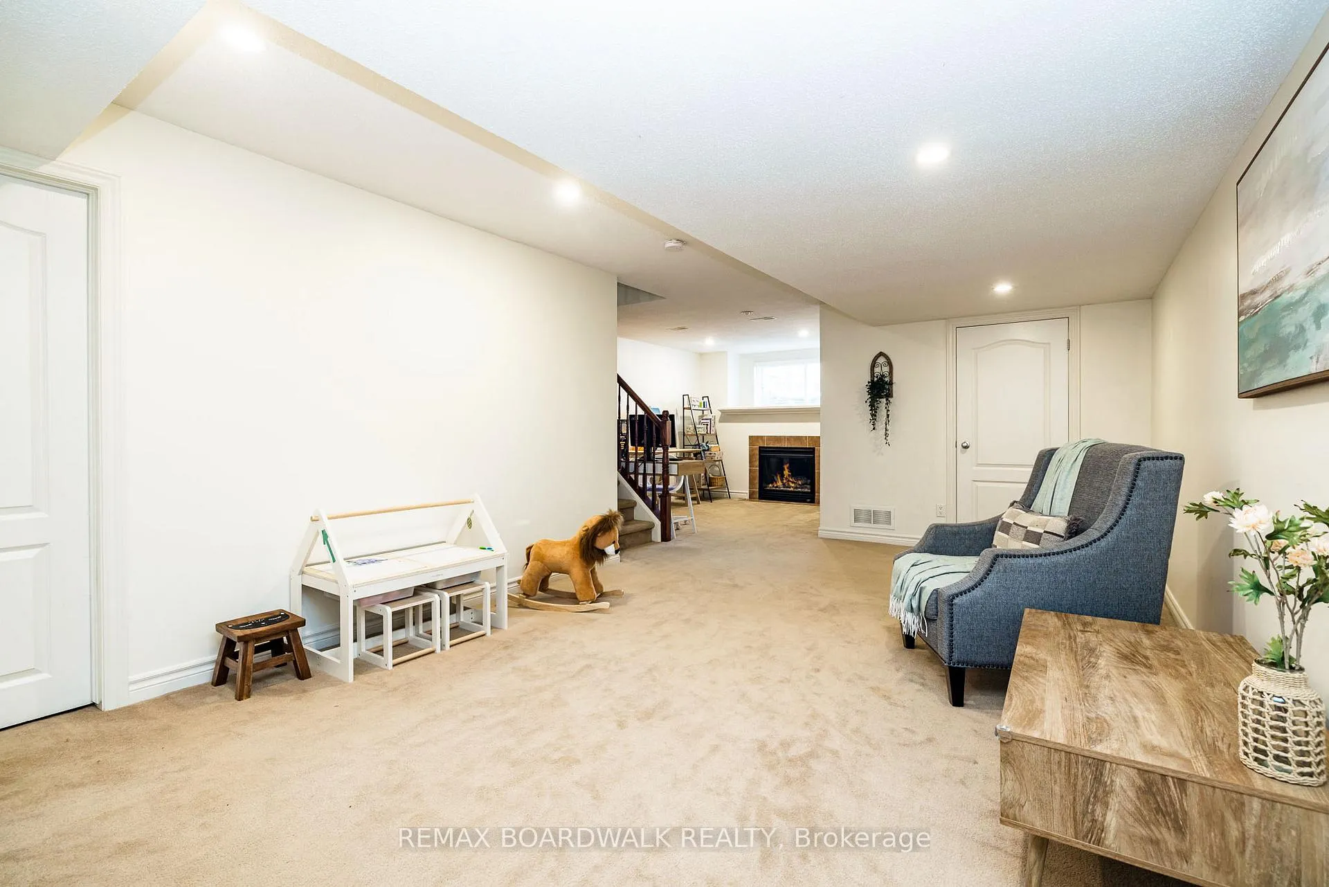 Photo 34 of 29 Madelon Drive, Ottawa, Barrhaven - Longfields — HOMEH