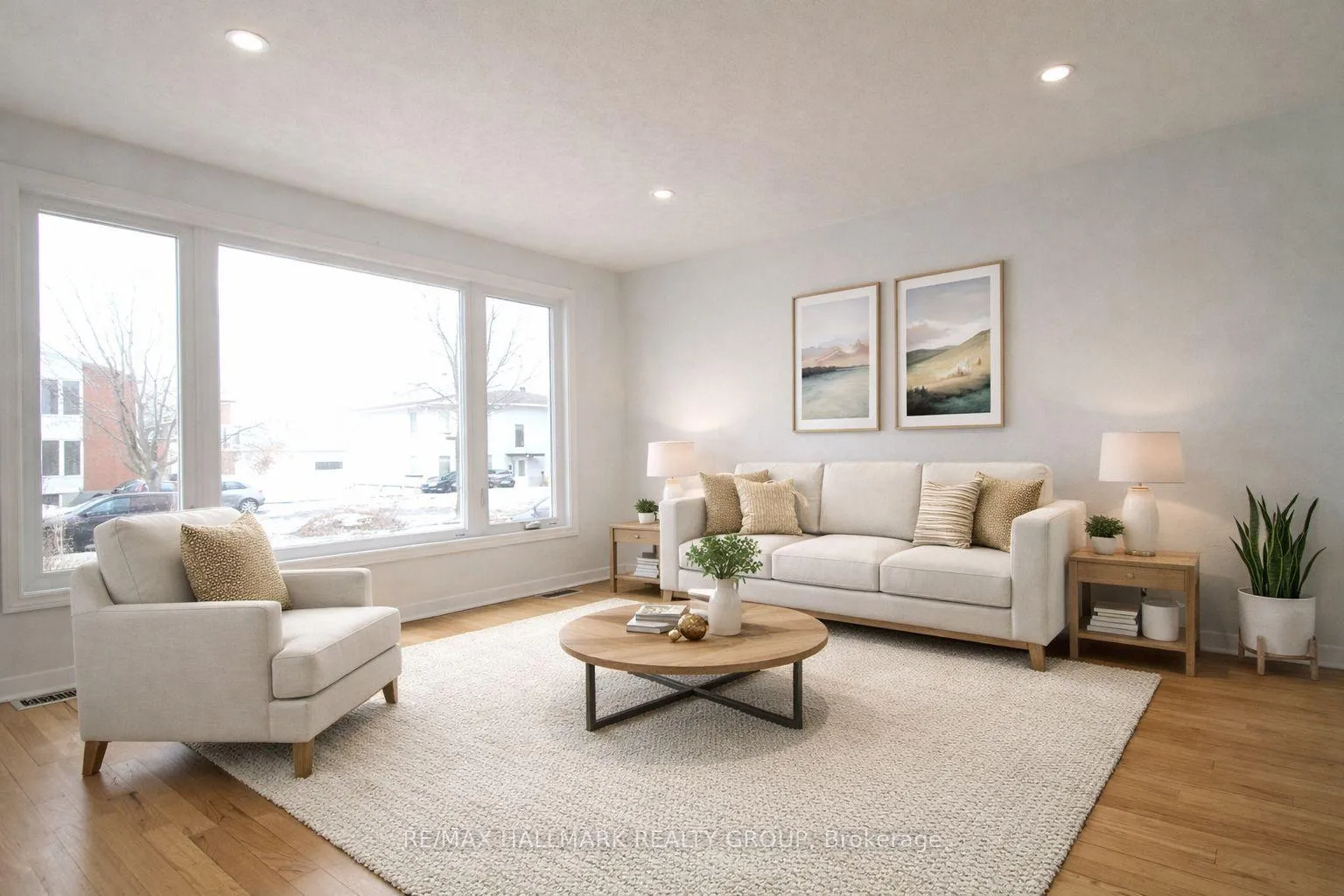 Photo 2 of 1427 Bellamy Street, Ottawa, Carleton Square — HOMEH