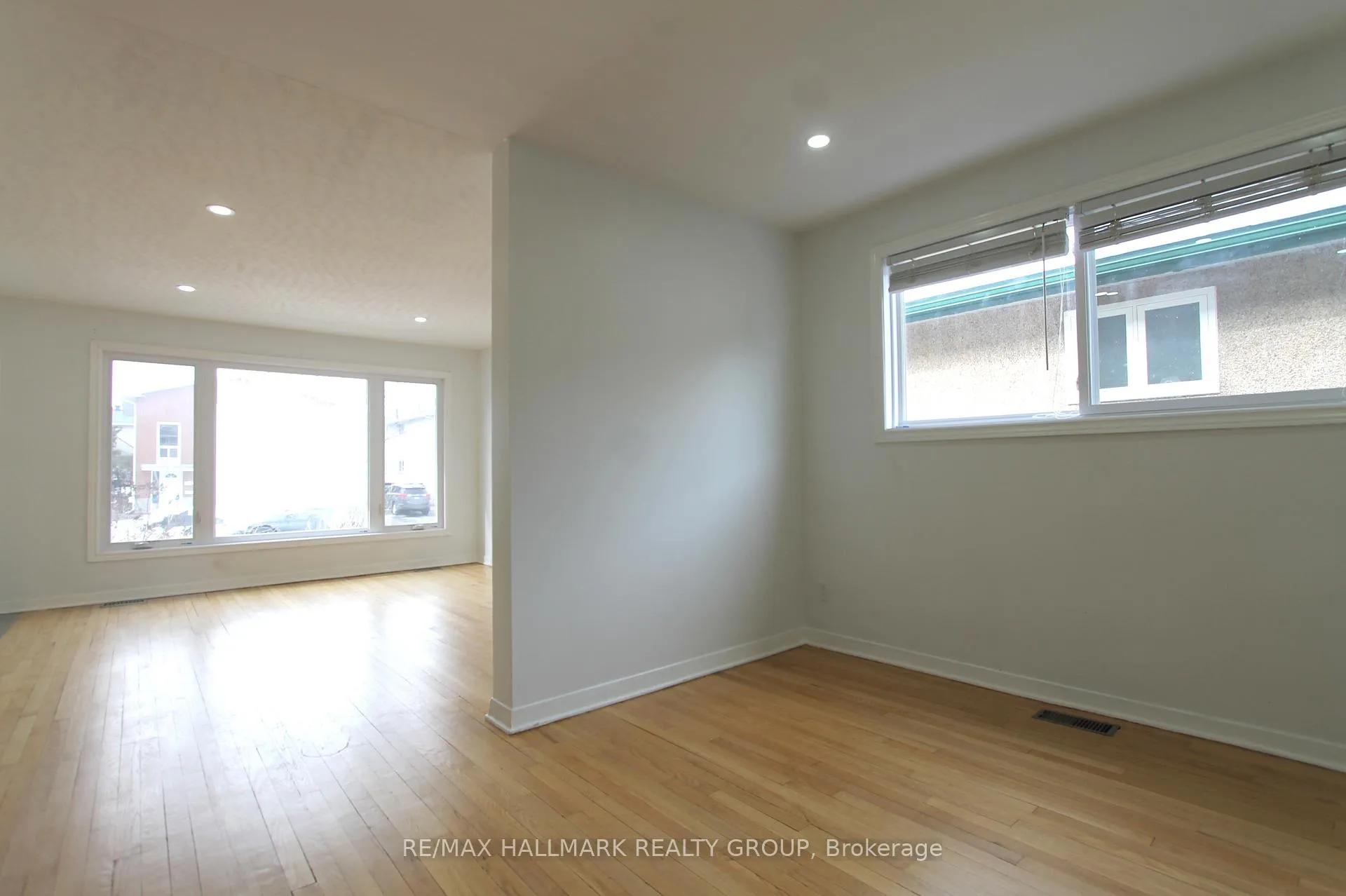 Photo 8 of 1427 Bellamy Street, Ottawa, Carleton Square — HOMEH