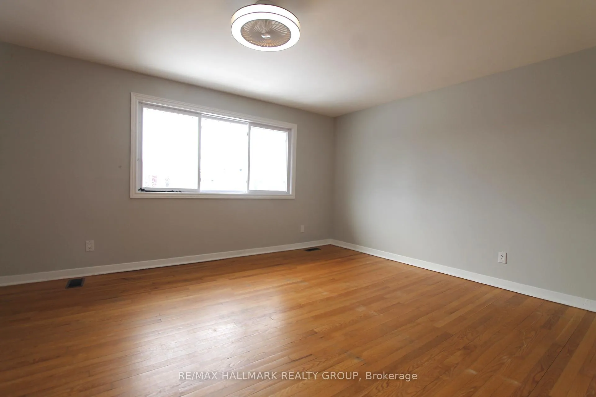 Photo 16 of 1427 Bellamy Street, Ottawa, Carleton Square — HOMEH