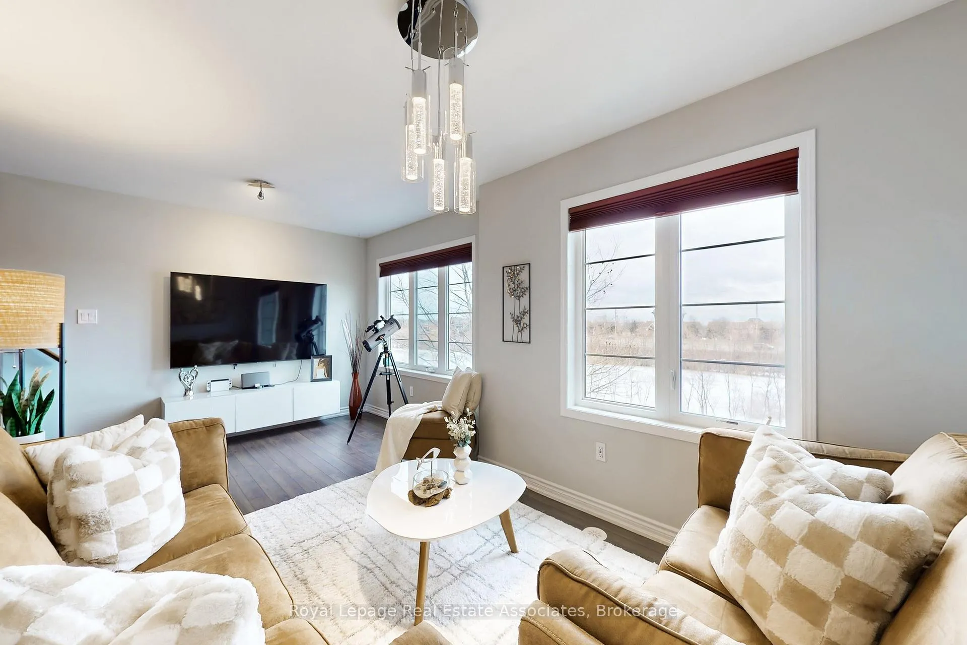 Photo 10 of Unit 27, 3002 Preserve Drive, Oakville, Glenorchy — HOMEH