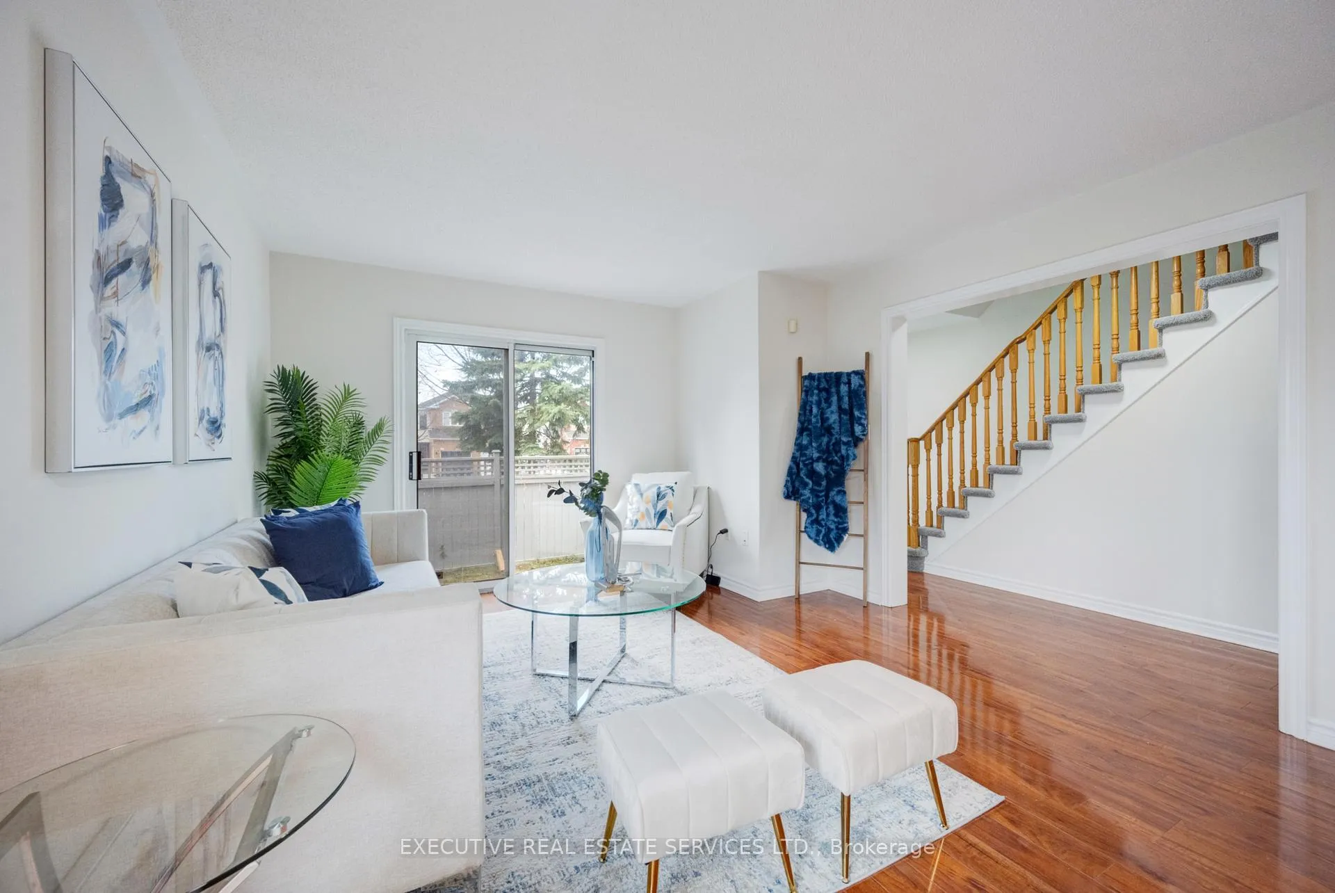 Photo 12 of 95 Yellow Brick Road, Brampton, Brampton North — HOMEH