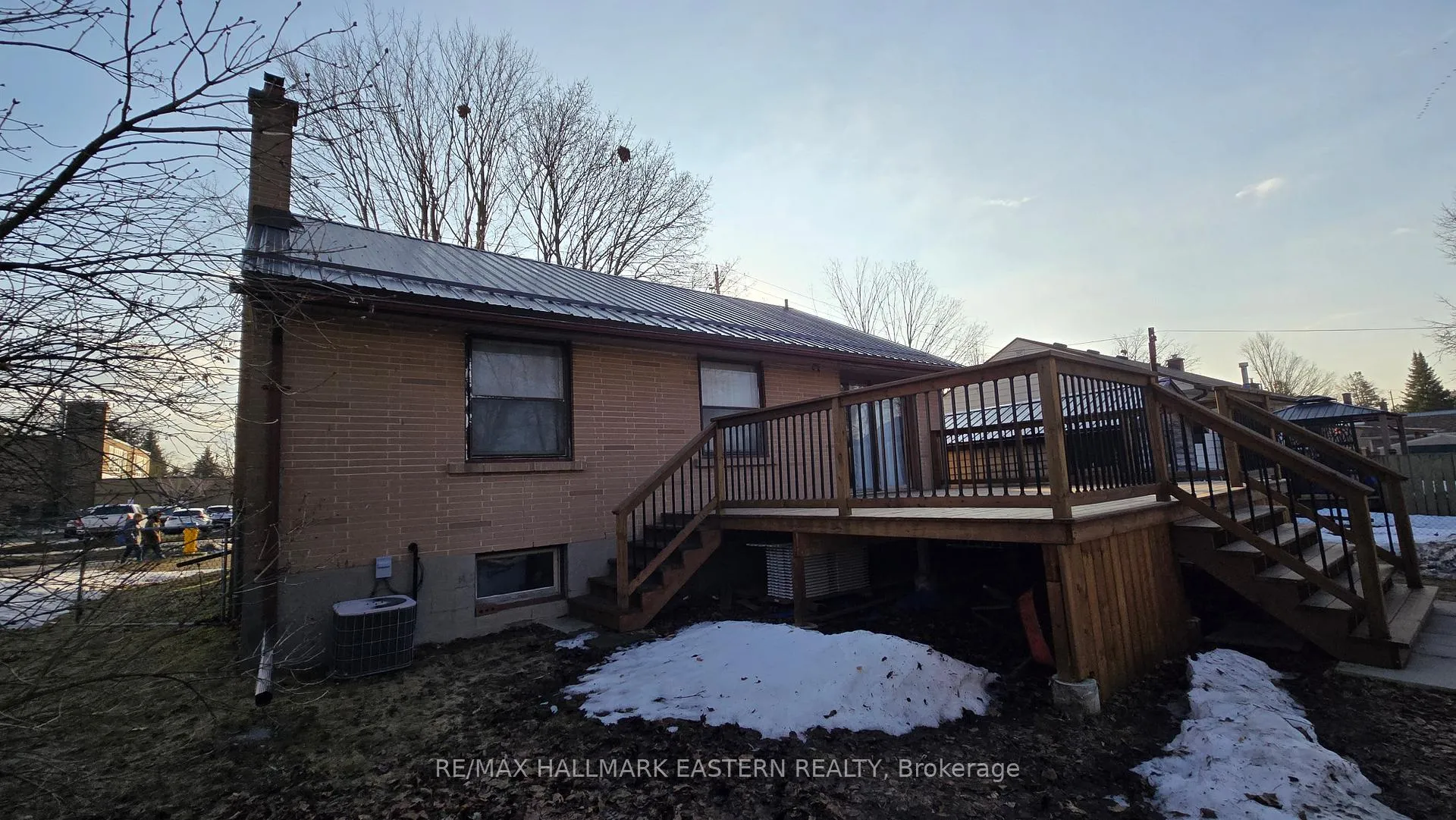 Photo 23 of 45 Goodfellow Road S, Peterborough, Otonabee Ward 1 — HOMEH