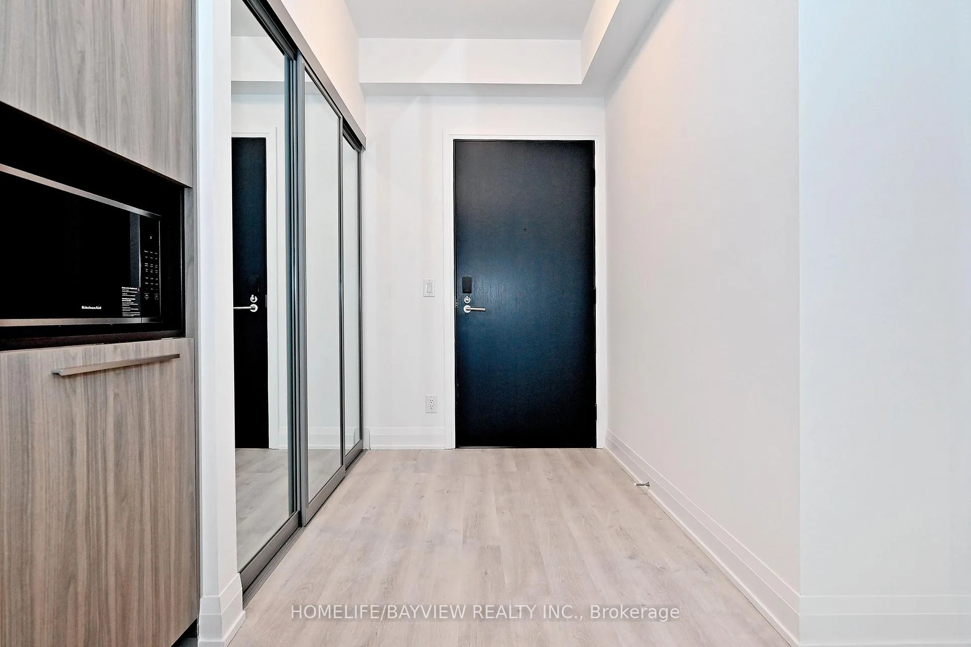 Photo 10 of Unit 2501, 65 Broadway Avenue, Toronto, Mount Pleasant West — HOMEH