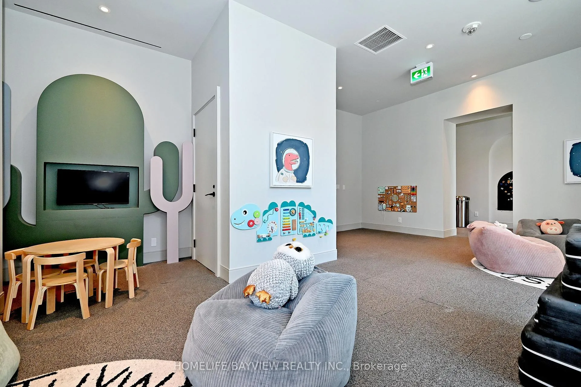 Photo 47 of Unit 2501, 65 Broadway Avenue, Toronto, Mount Pleasant West — HOMEH