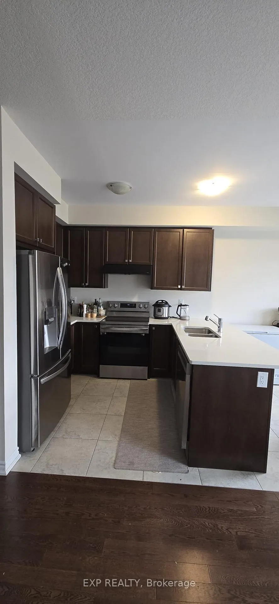 Photo 6 of 101 Vanilla Trail, Thorold, Rolling Meadows — HOMEH