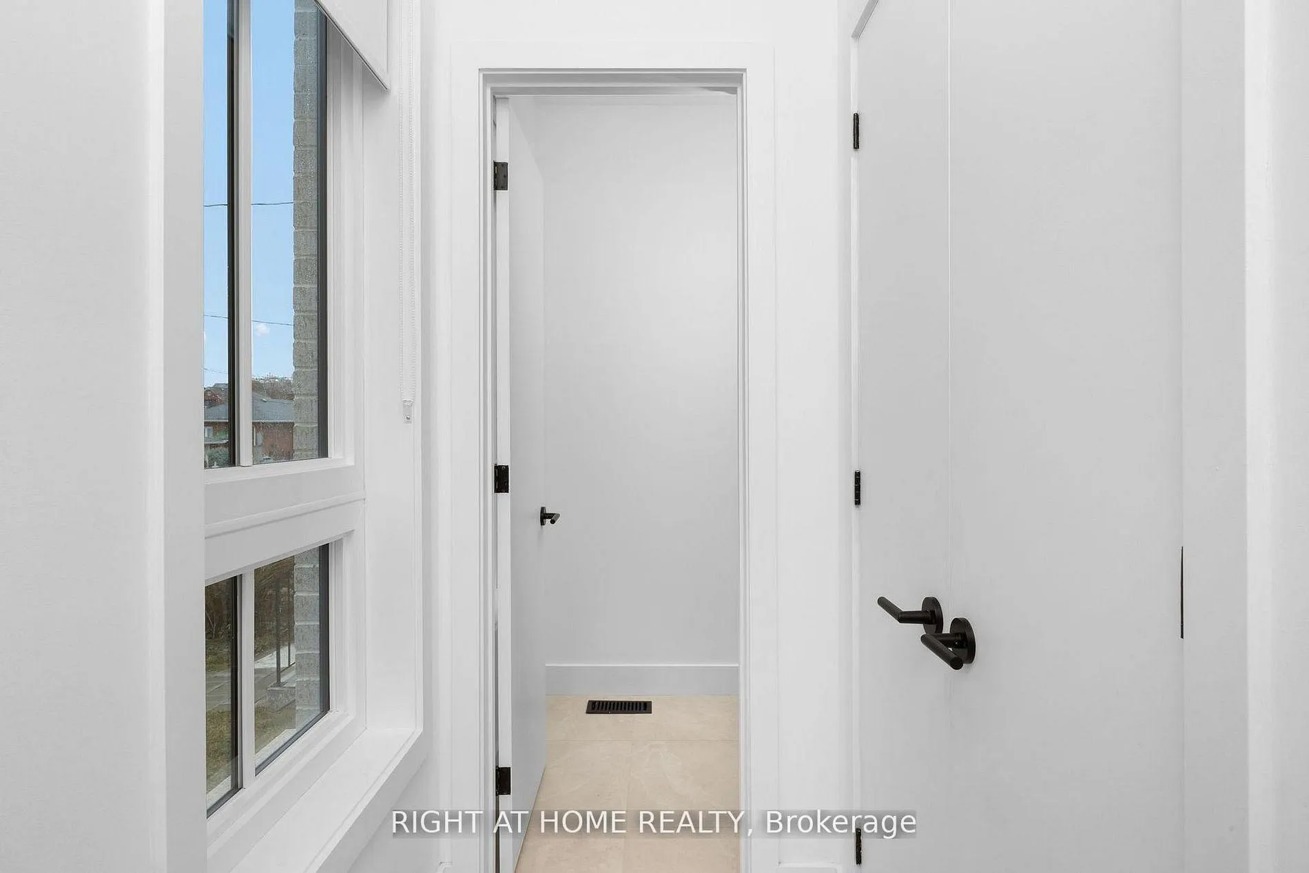Photo 2 of 50 Lanark Avenue, Toronto, Humewood-Cedarvale — HOMEH