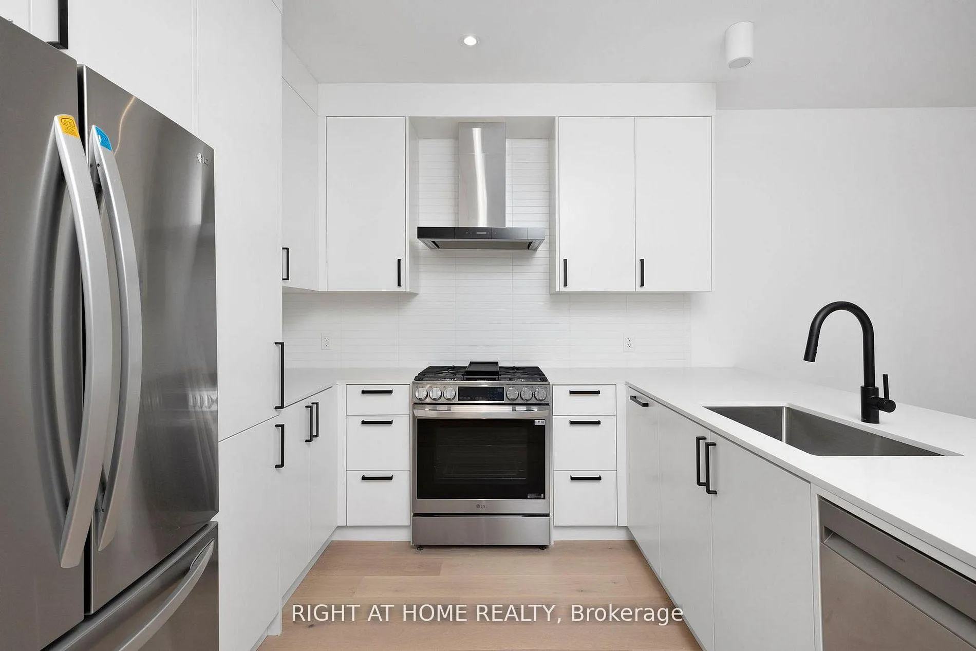 Photo 8 of 50 Lanark Avenue, Toronto, Humewood-Cedarvale — HOMEH
