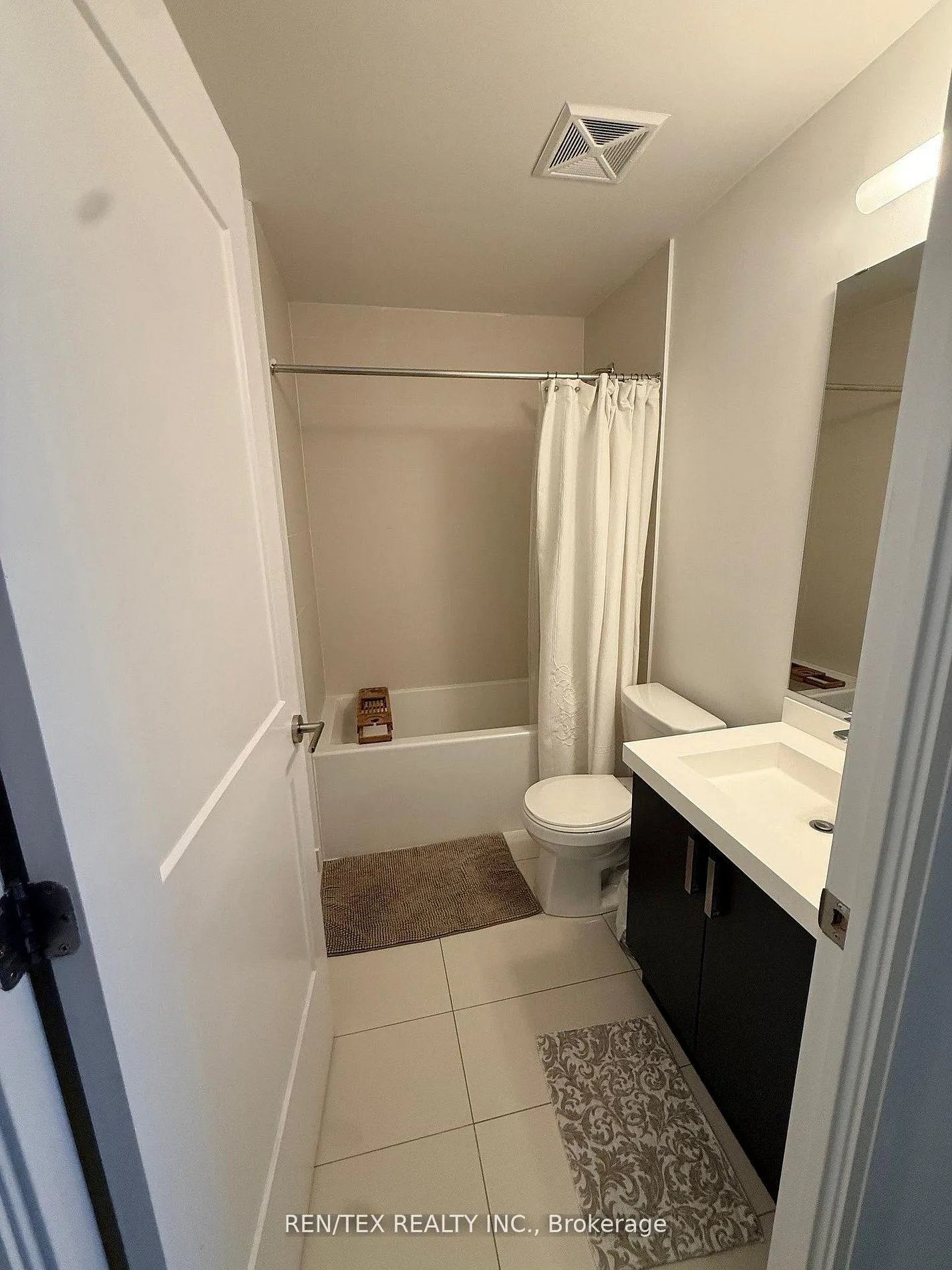 Photo 6 of Unit 1116, 7895 Jane Street, Vaughan, Concord — HOMEH