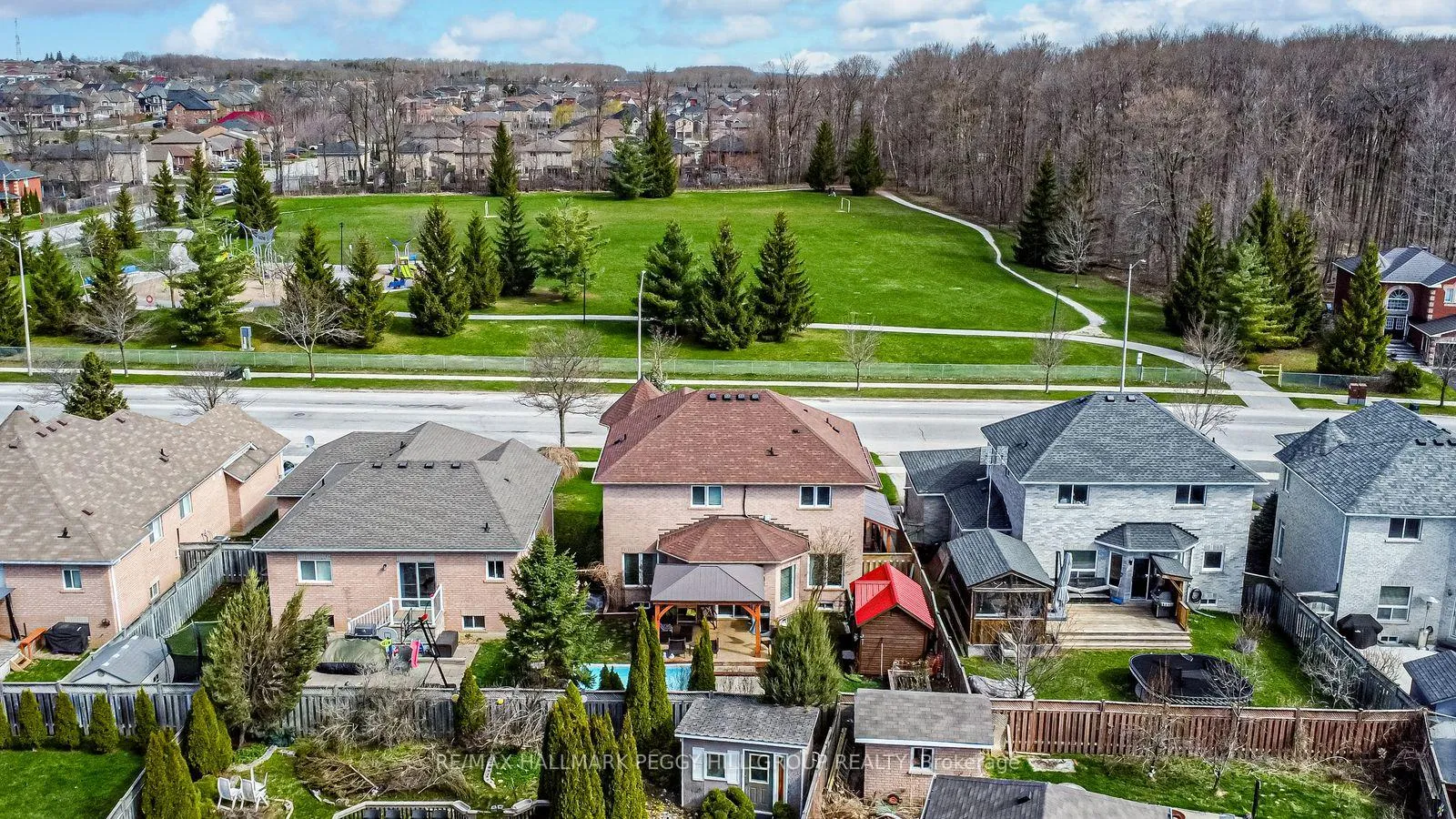 Photo 2 of 1940 Webster Boulevard, Innisfil, Alcona — HOMEH