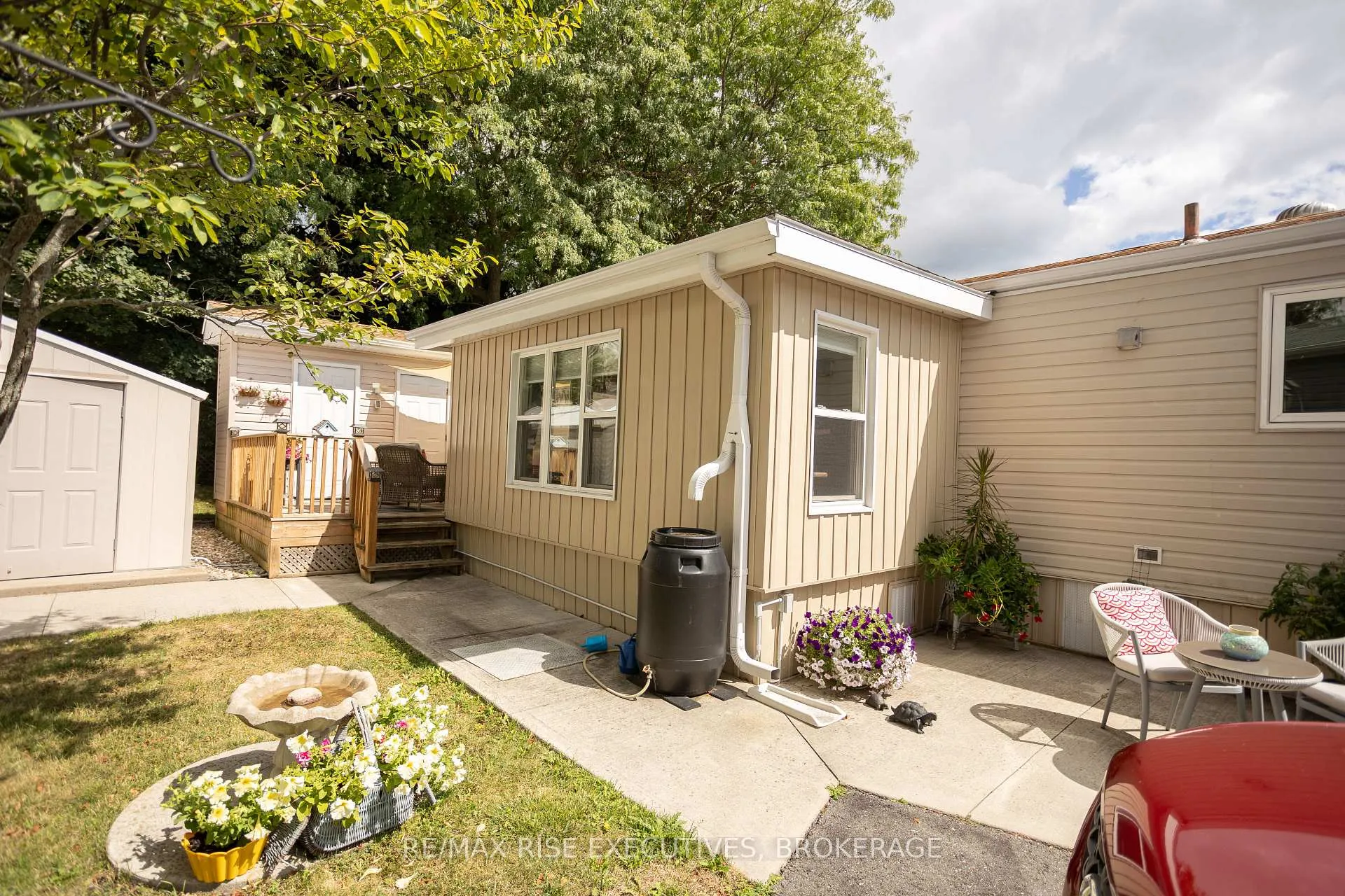 Photo 15 of 21 Powley Garden Drive, Kingston, Rideau — HOMEH